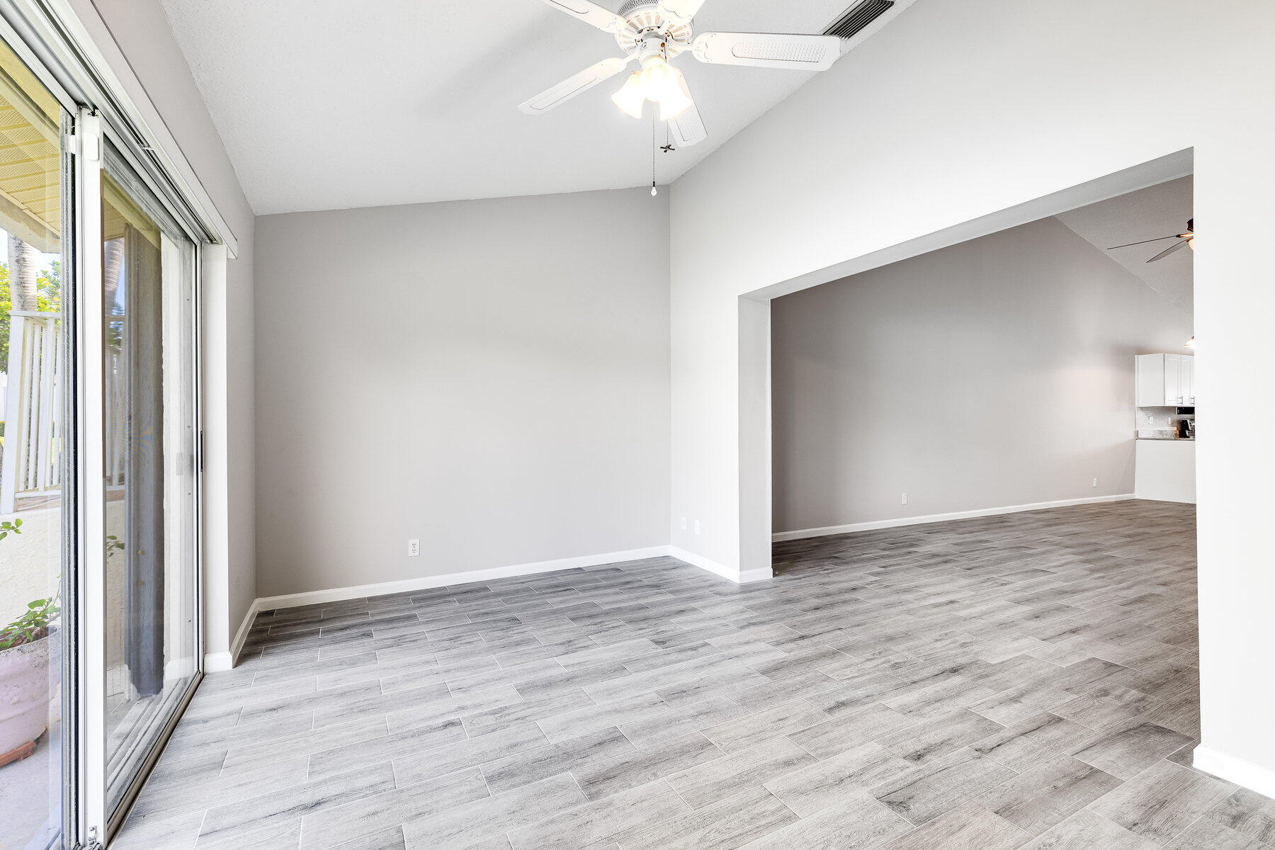 11036 SE Sea Pines Circle