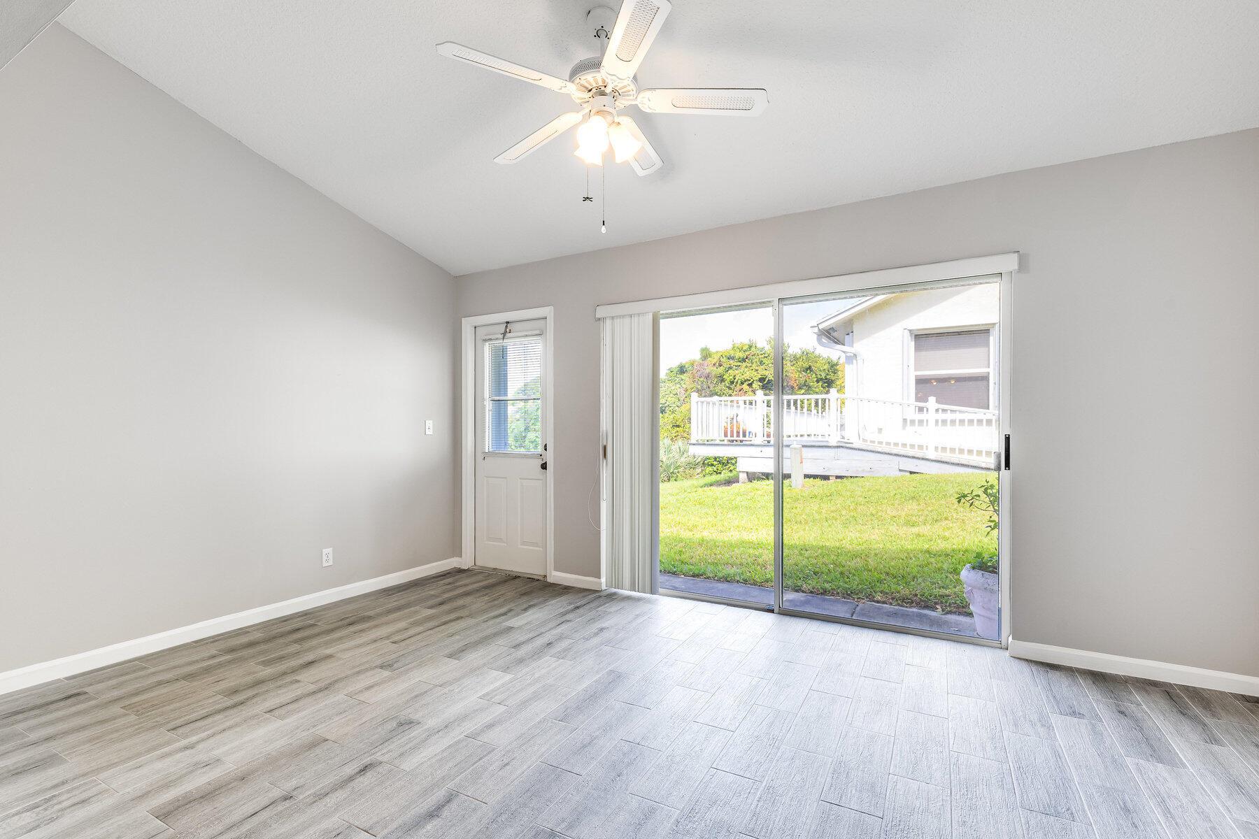 11036 SE Sea Pines Circle