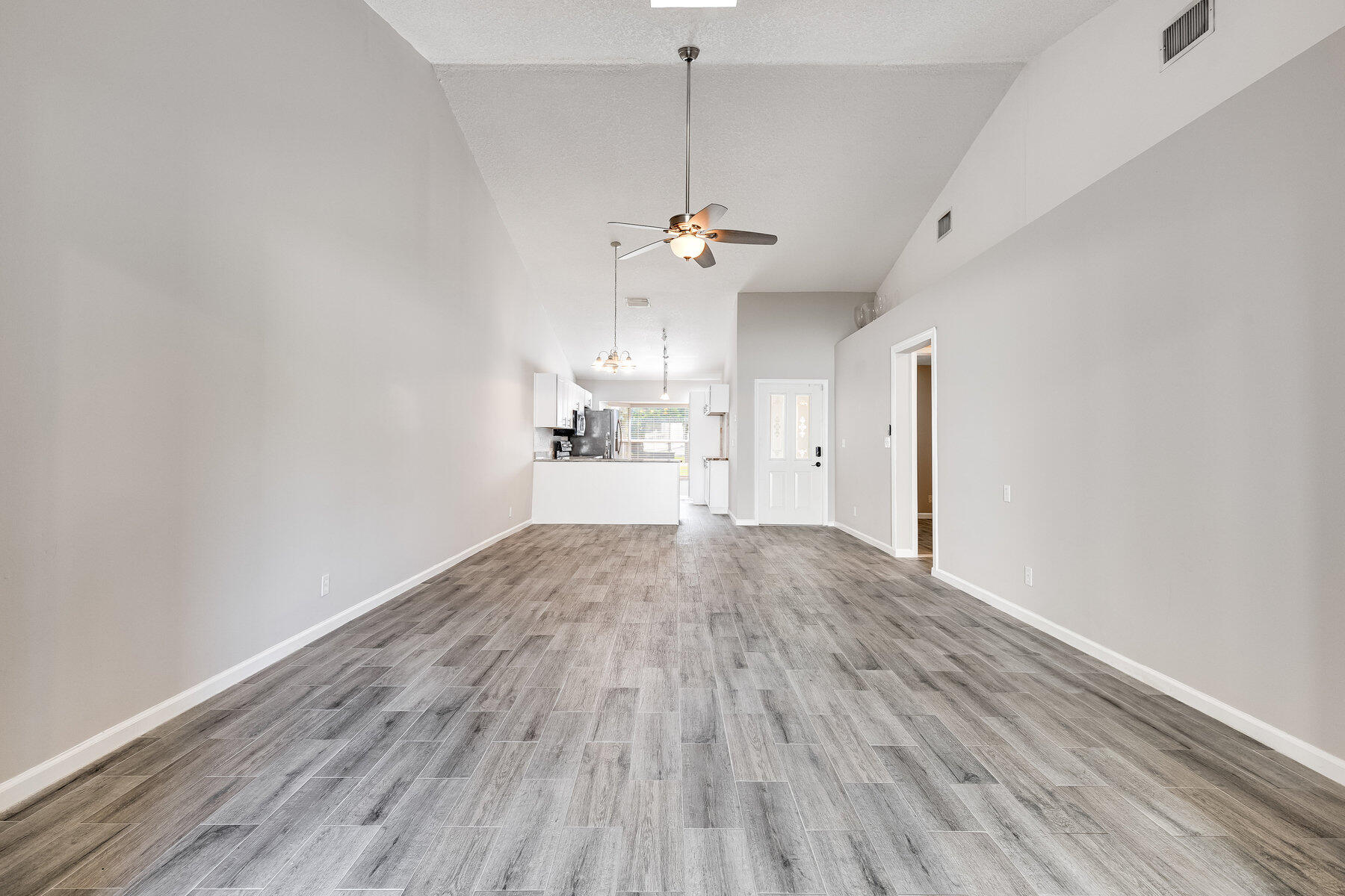 11036 SE Sea Pines Circle