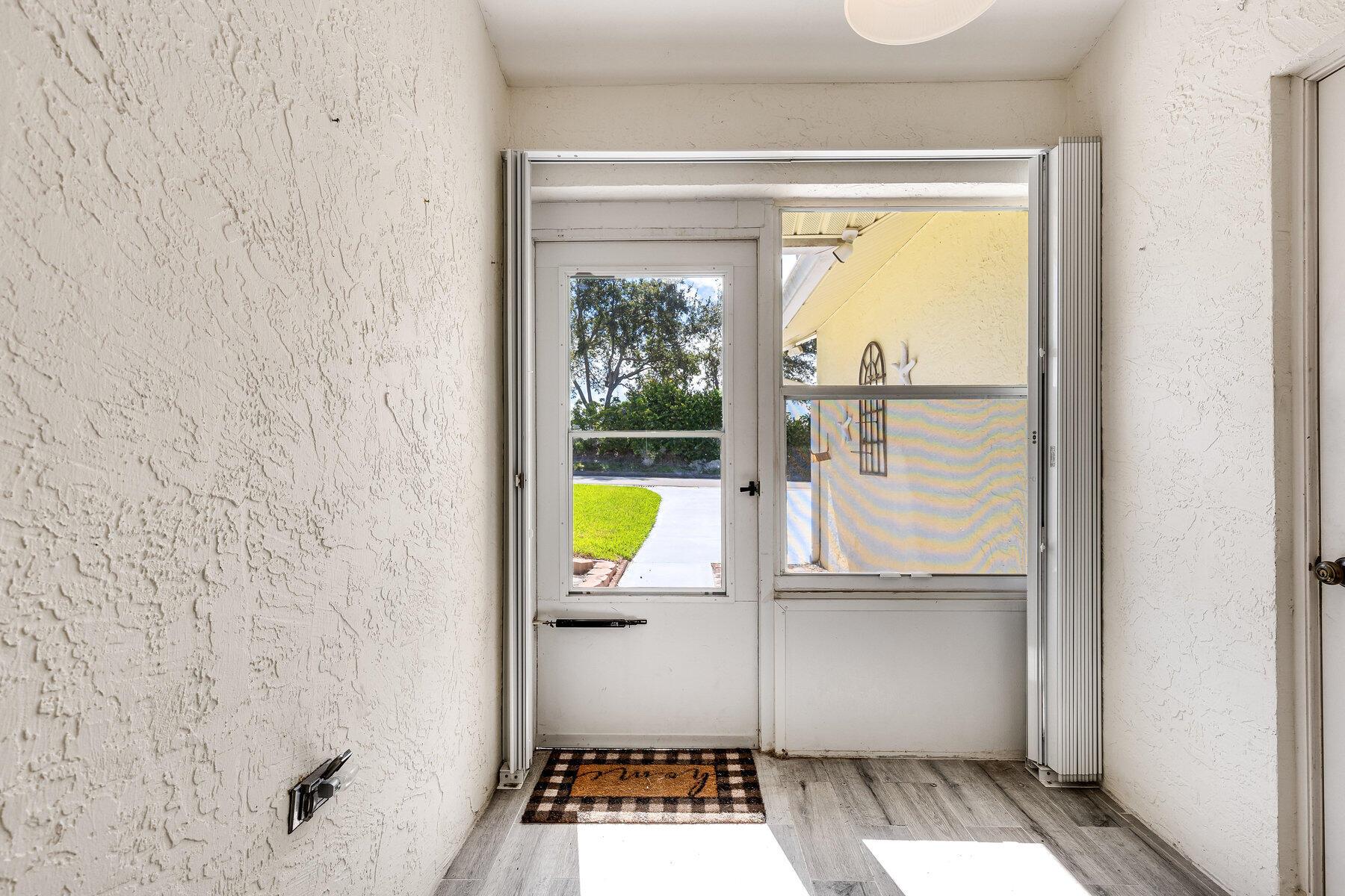 11036 SE Sea Pines Circle