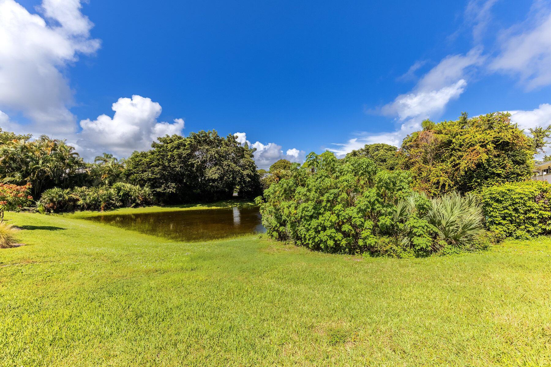 11036 SE Sea Pines Circle
