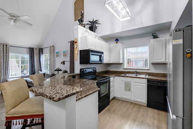 1581 SE Pomeroy Street 8-2