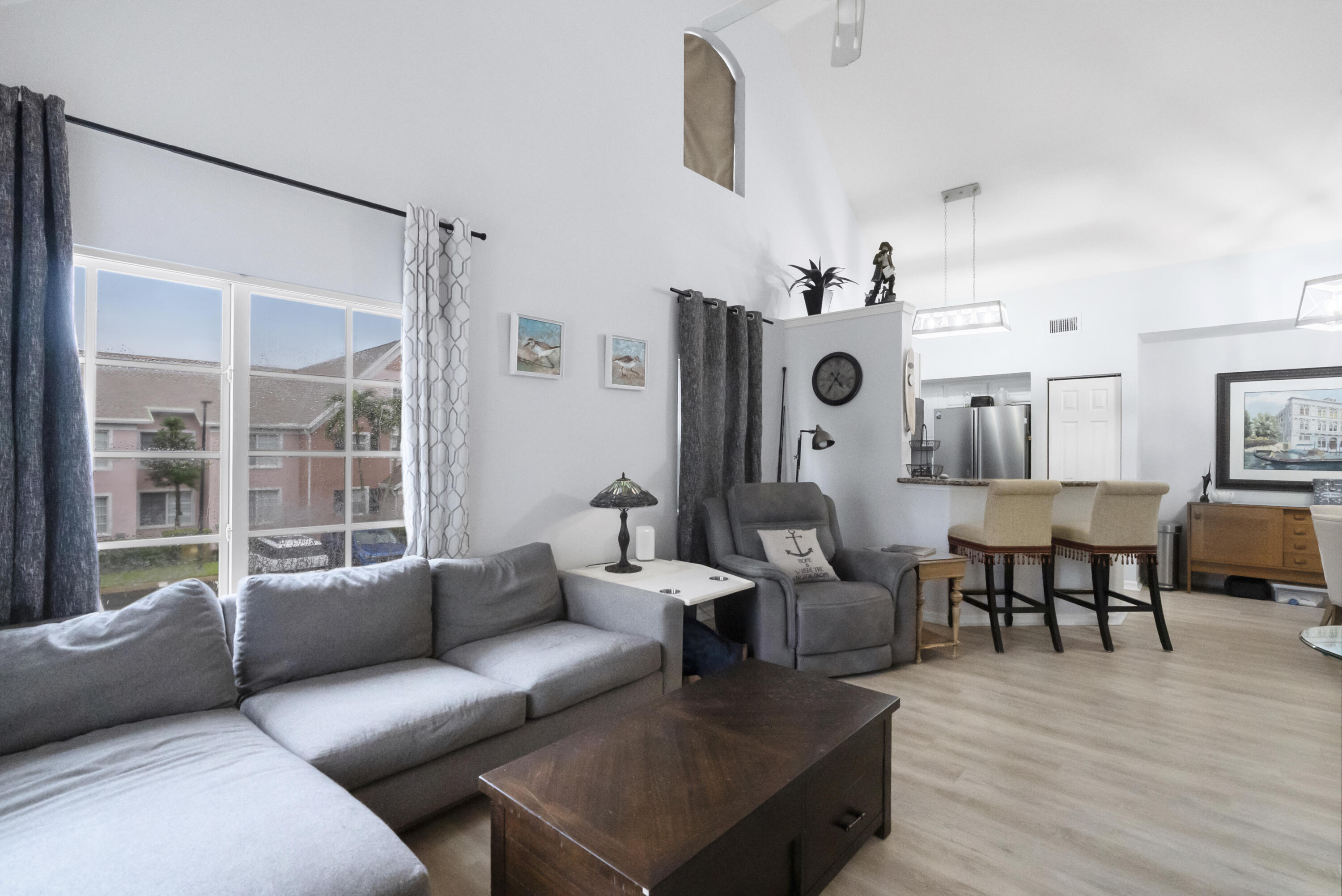 1581 SE Pomeroy Street 8-2