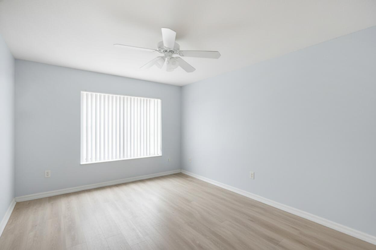 1581 SE Pomeroy Street 8-2