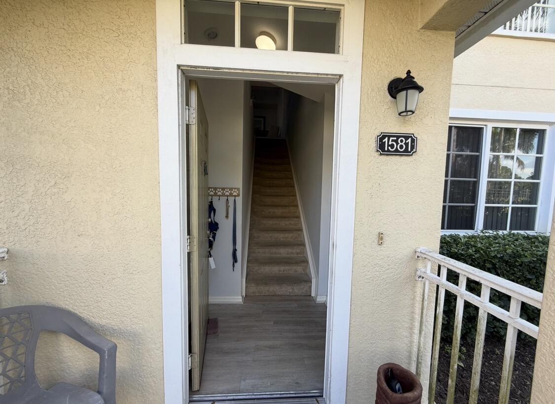 1581 SE Pomeroy Street 8-2
