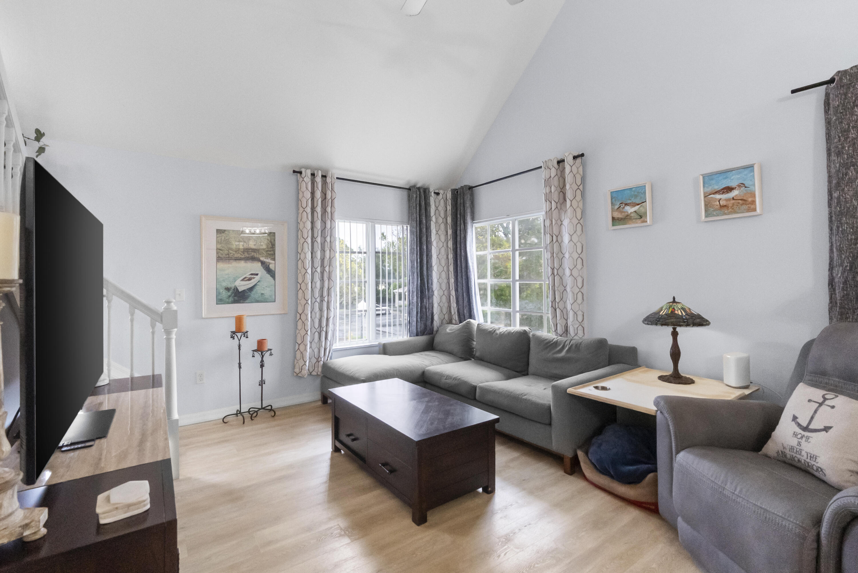 1581 SE Pomeroy Street 8-2