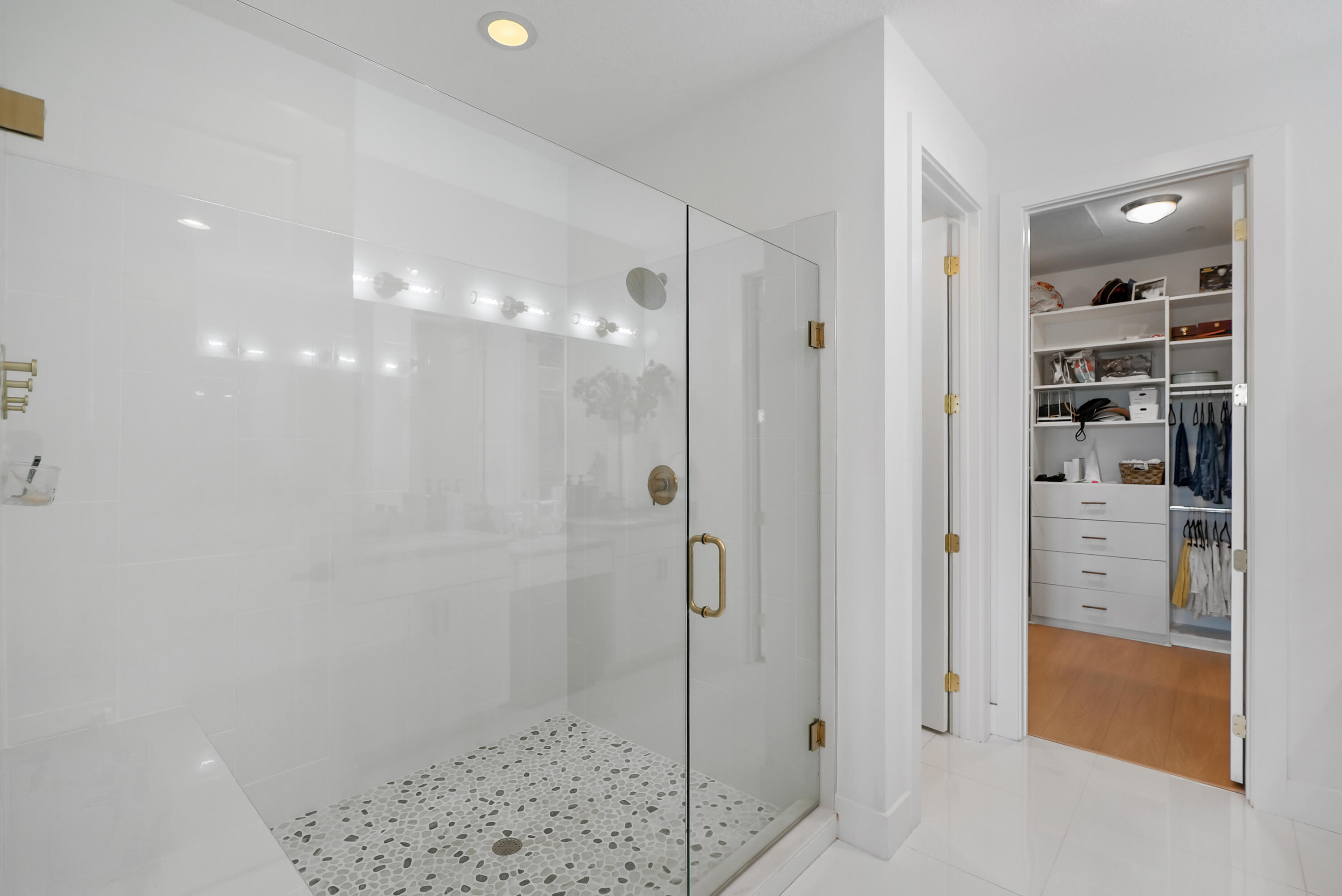 13368 Alton Road
