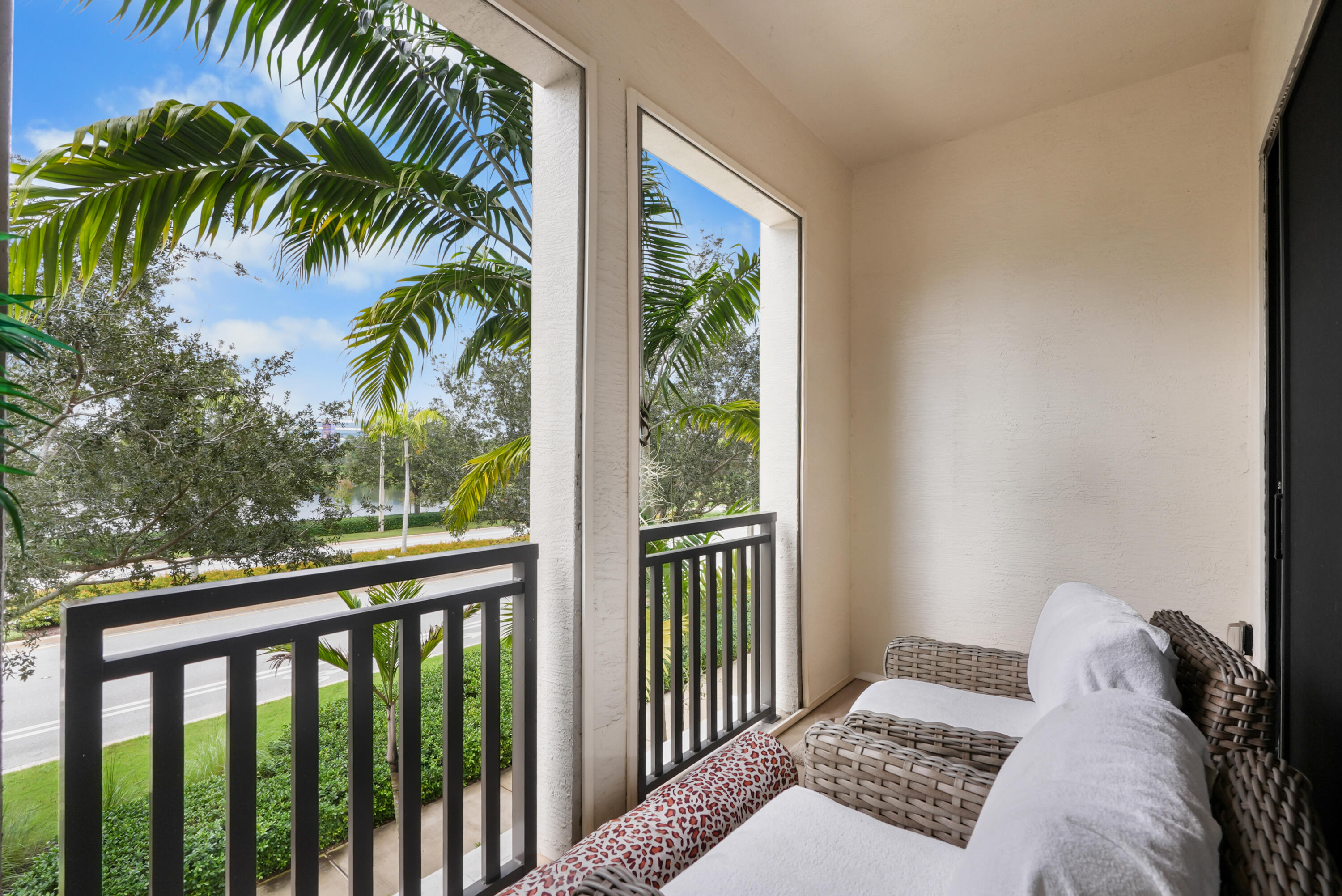 13368 Alton Road