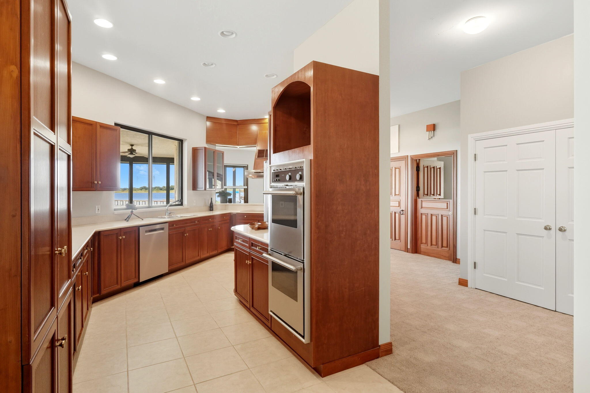 553 Thornburg Road