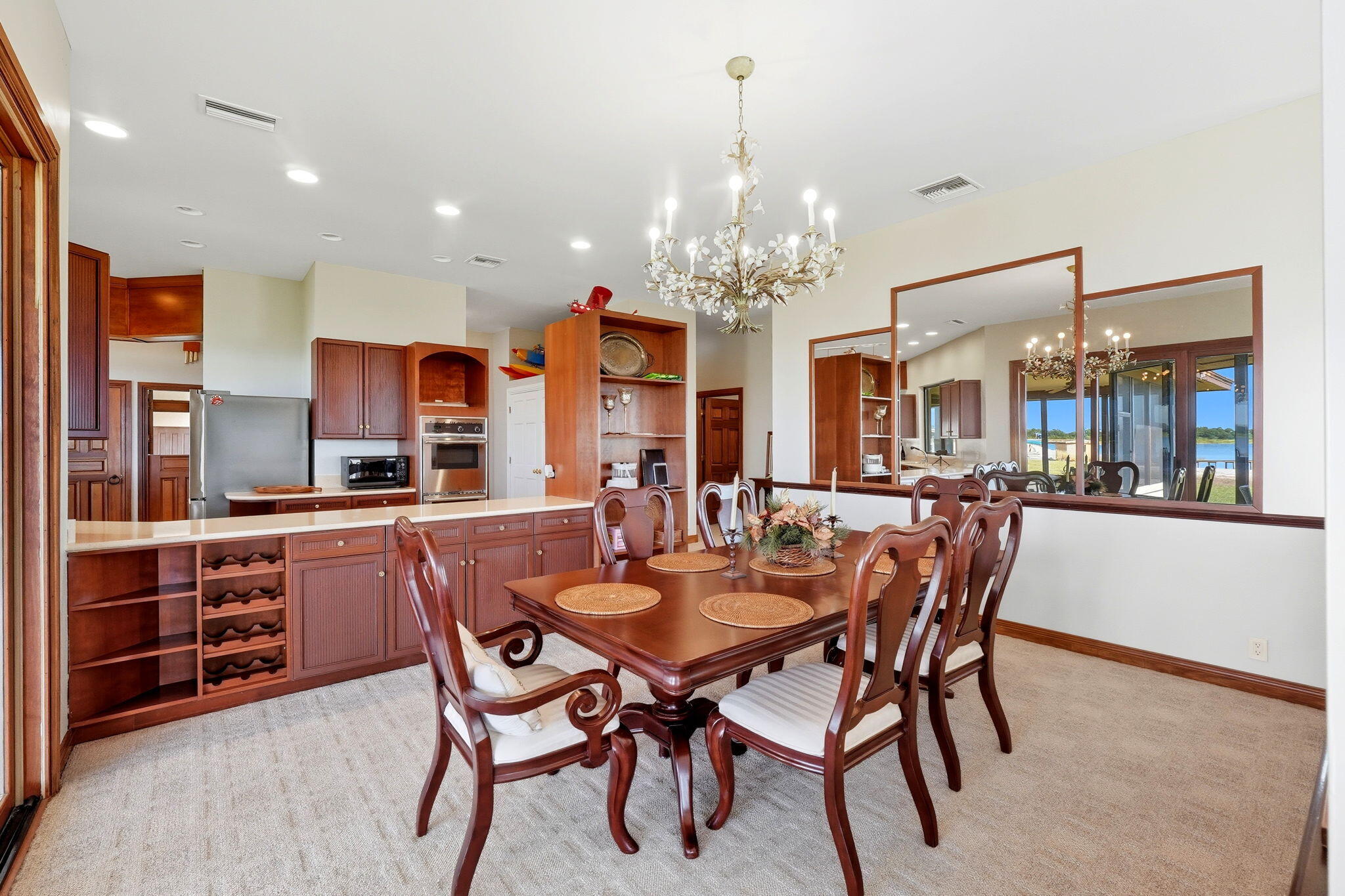 553 Thornburg Road