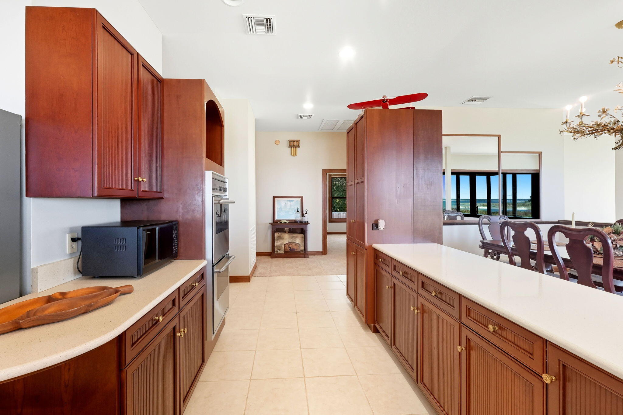 553 Thornburg Road