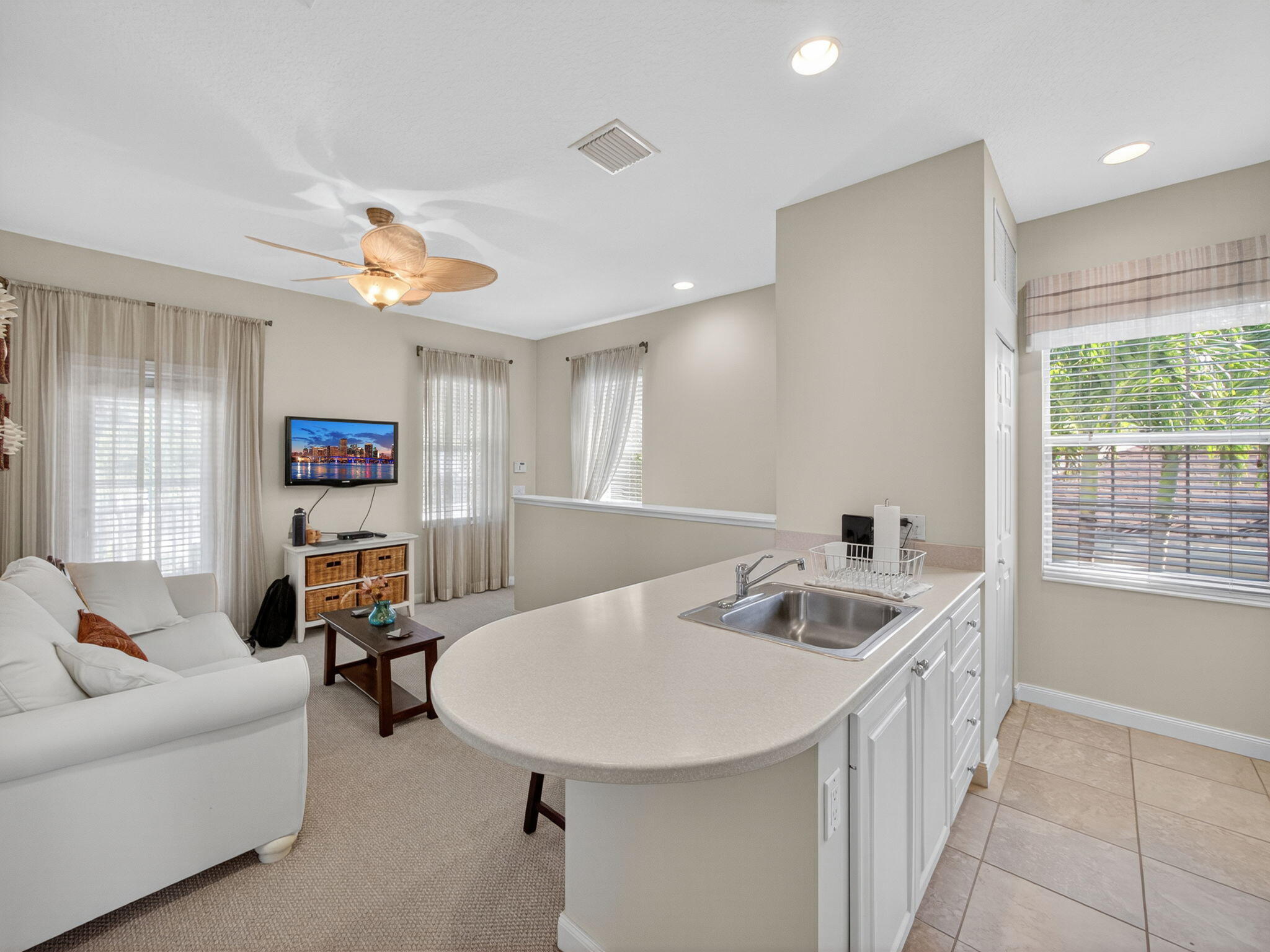 1833 Dakota Drive Retreat