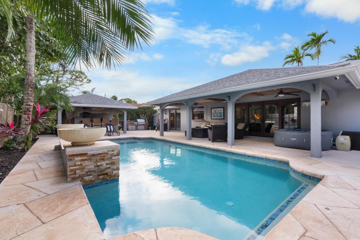 5936 Loxahatchee Pines Drive