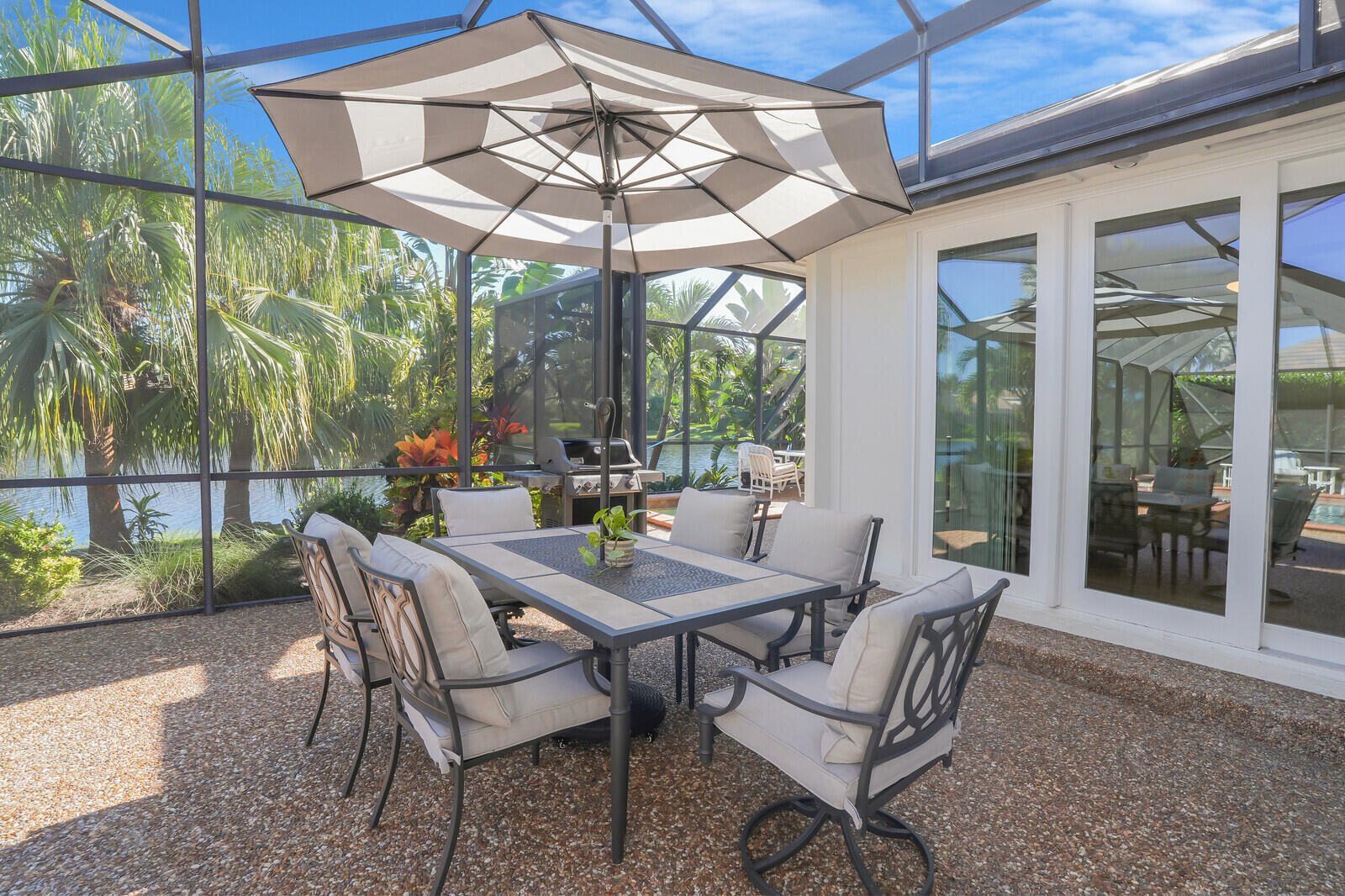 8951 SE Marina Bay Drive