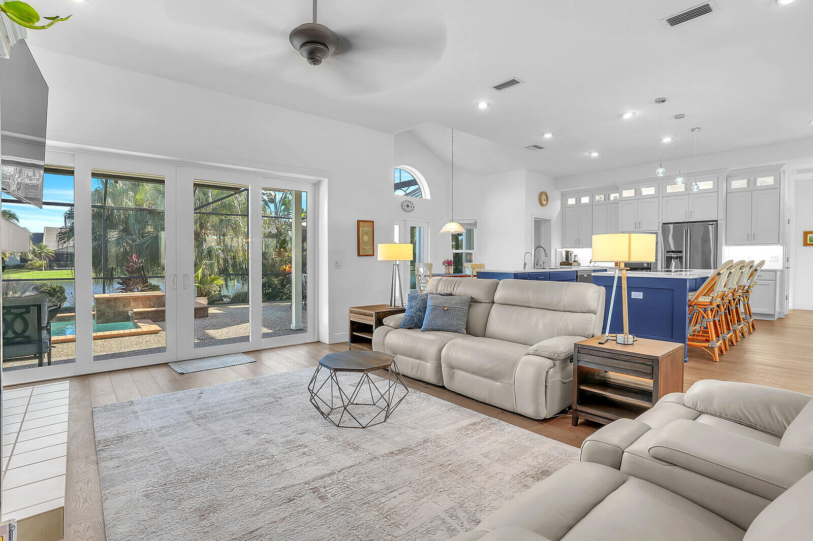 8951 SE Marina Bay Drive