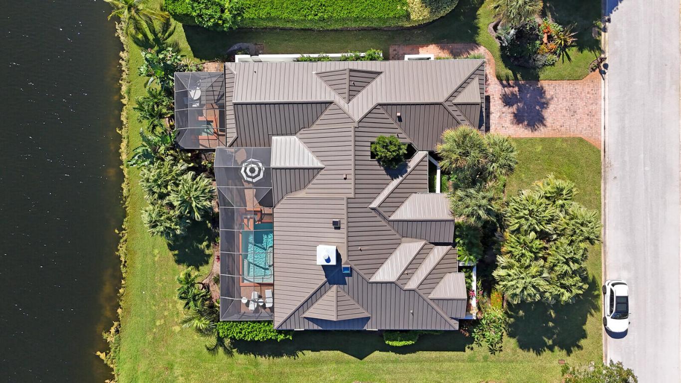 8951 SE Marina Bay Drive