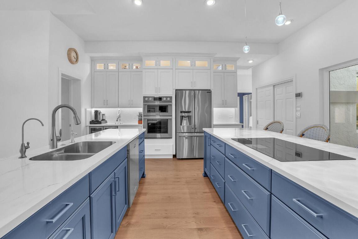 8951 SE Marina Bay Drive