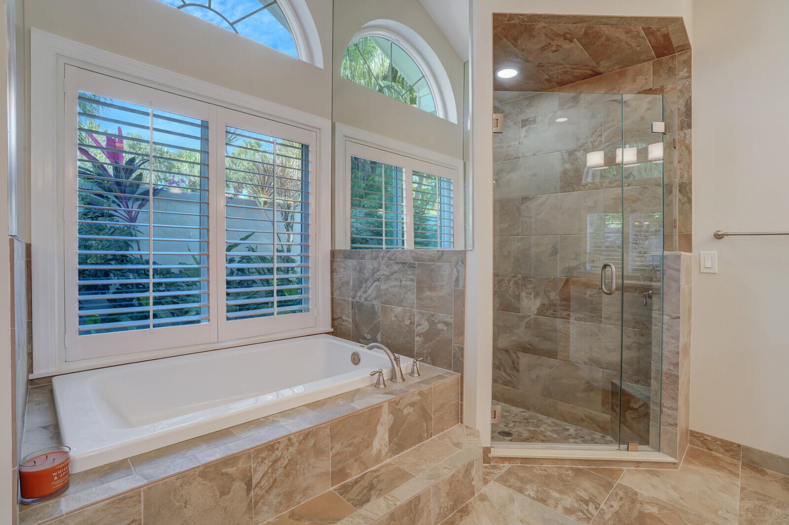 8951 SE Marina Bay Drive