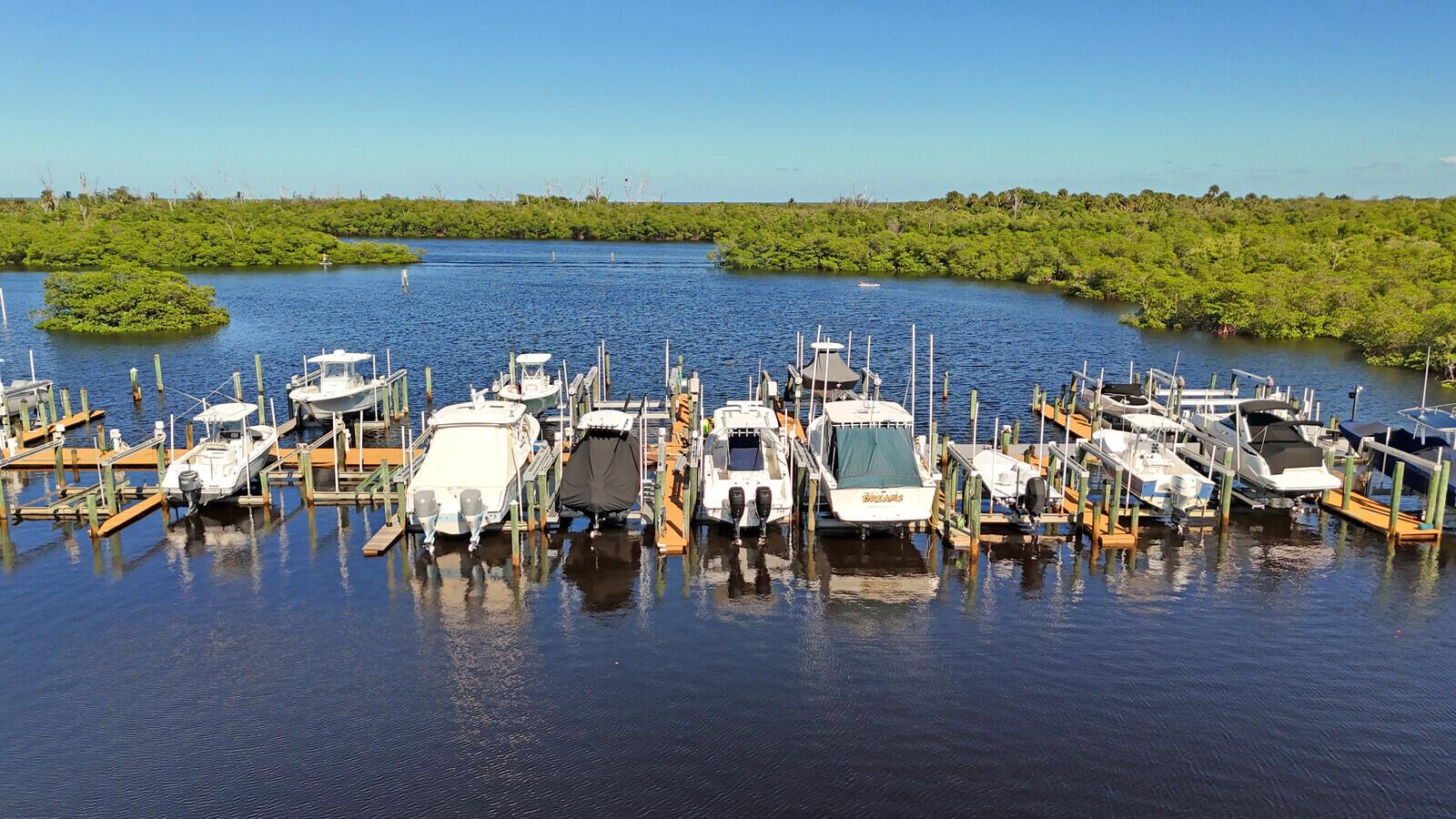 8951 SE Marina Bay Drive