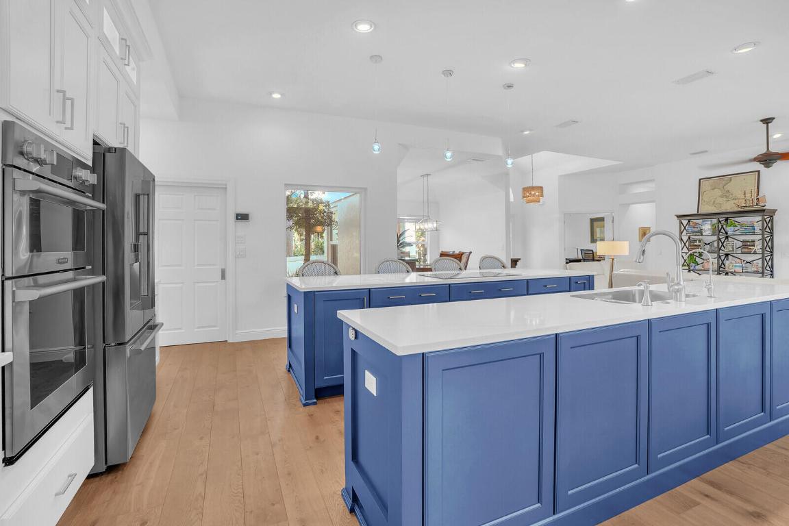 8951 SE Marina Bay Drive