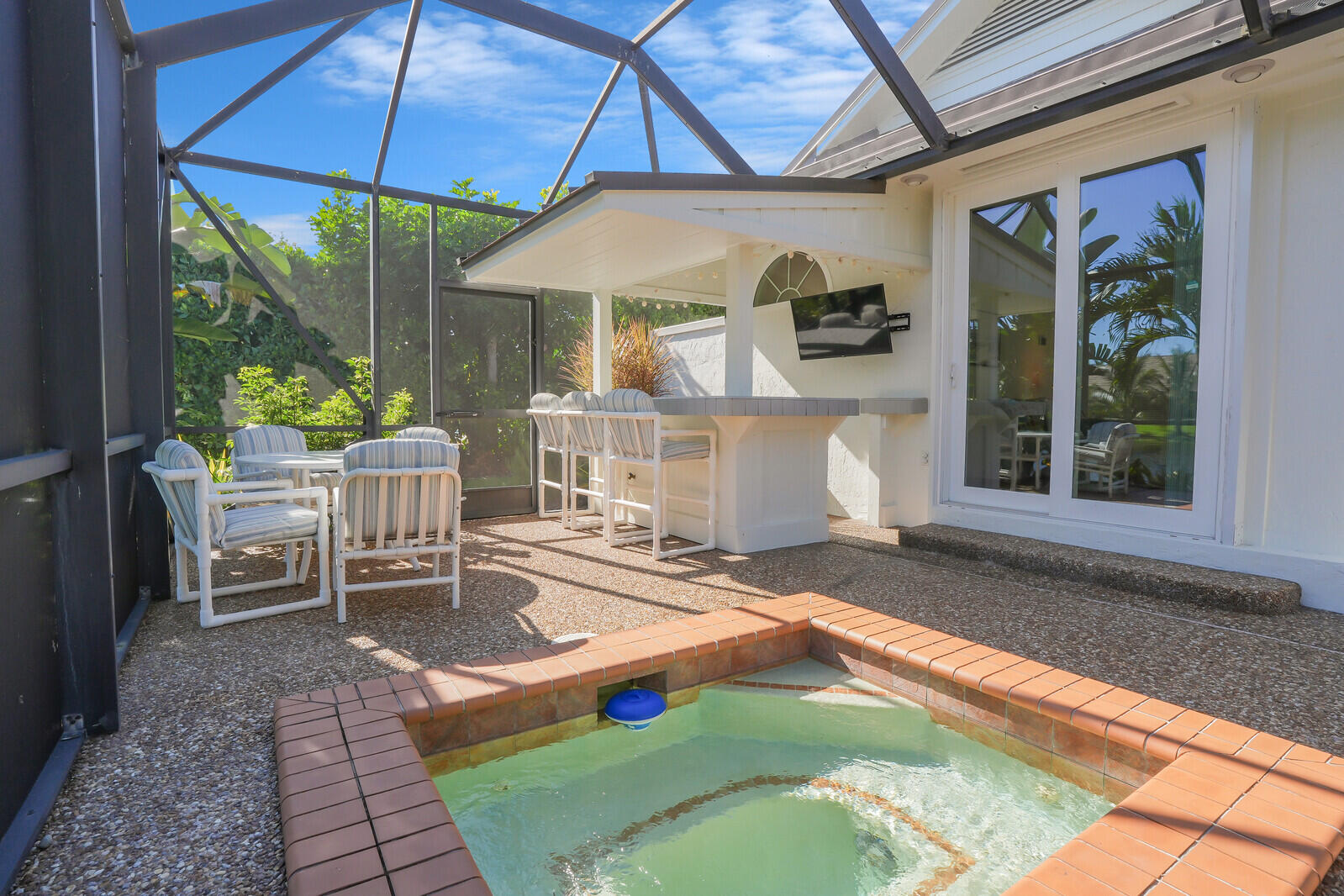 8951 SE Marina Bay Drive