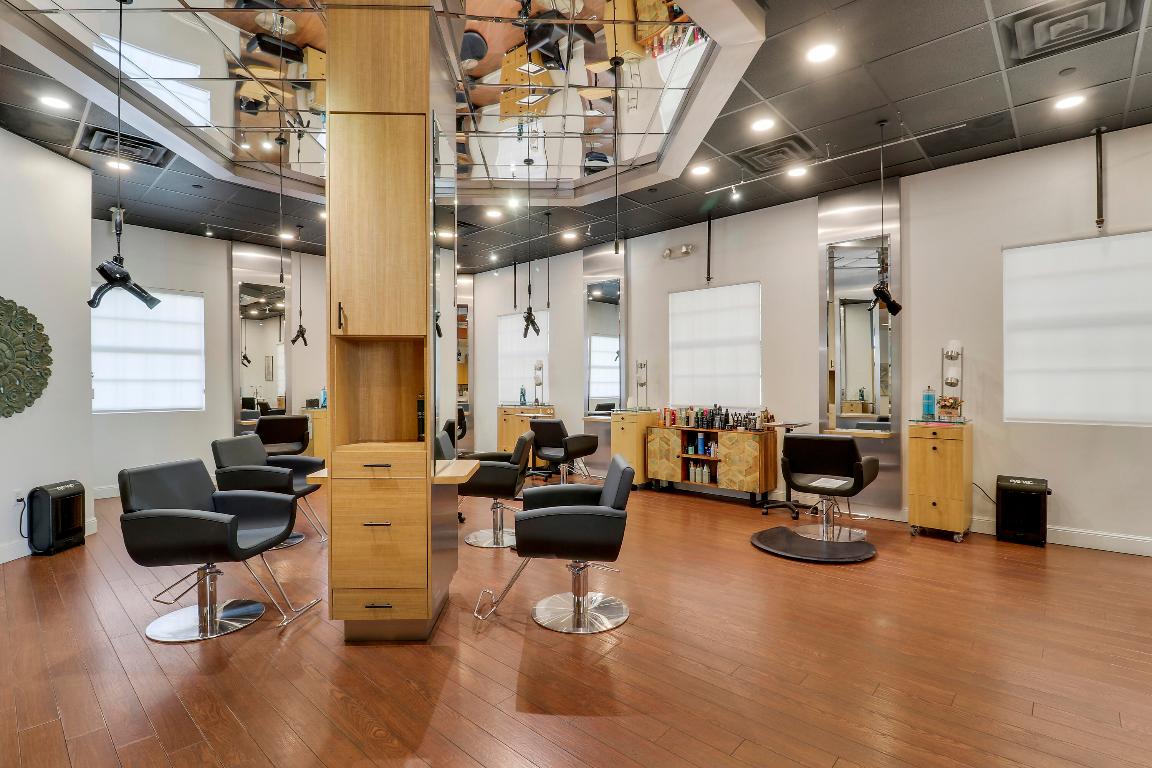 266 NW Peacock Boulevard 104