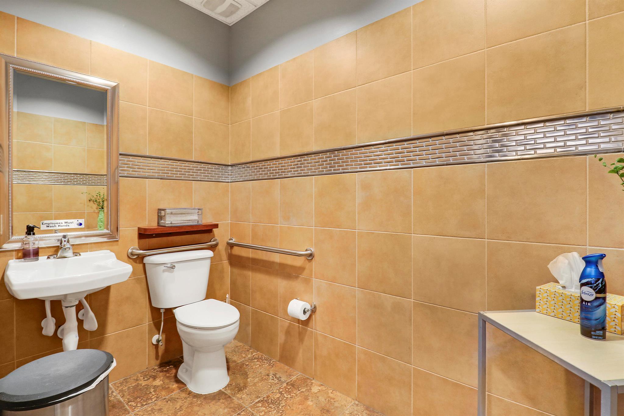 266 NW Peacock Boulevard 104