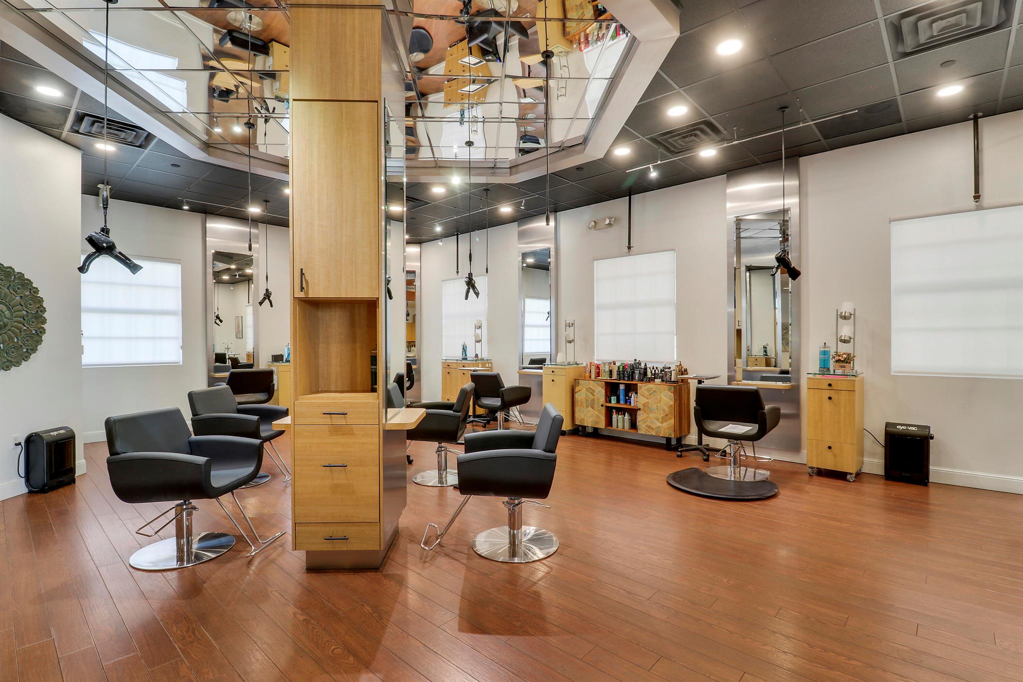 266 NW Peacock Boulevard 104