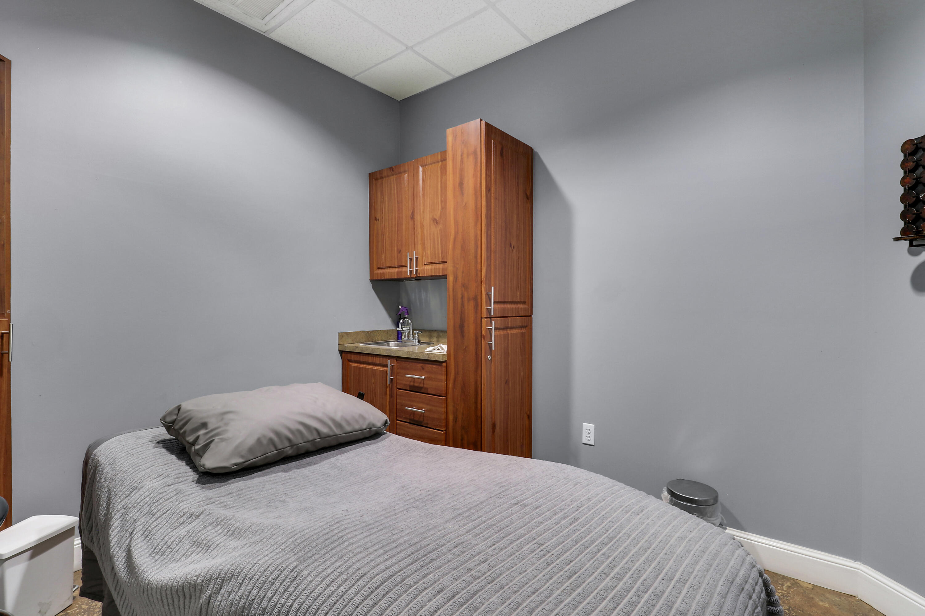 266 NW Peacock Boulevard 104