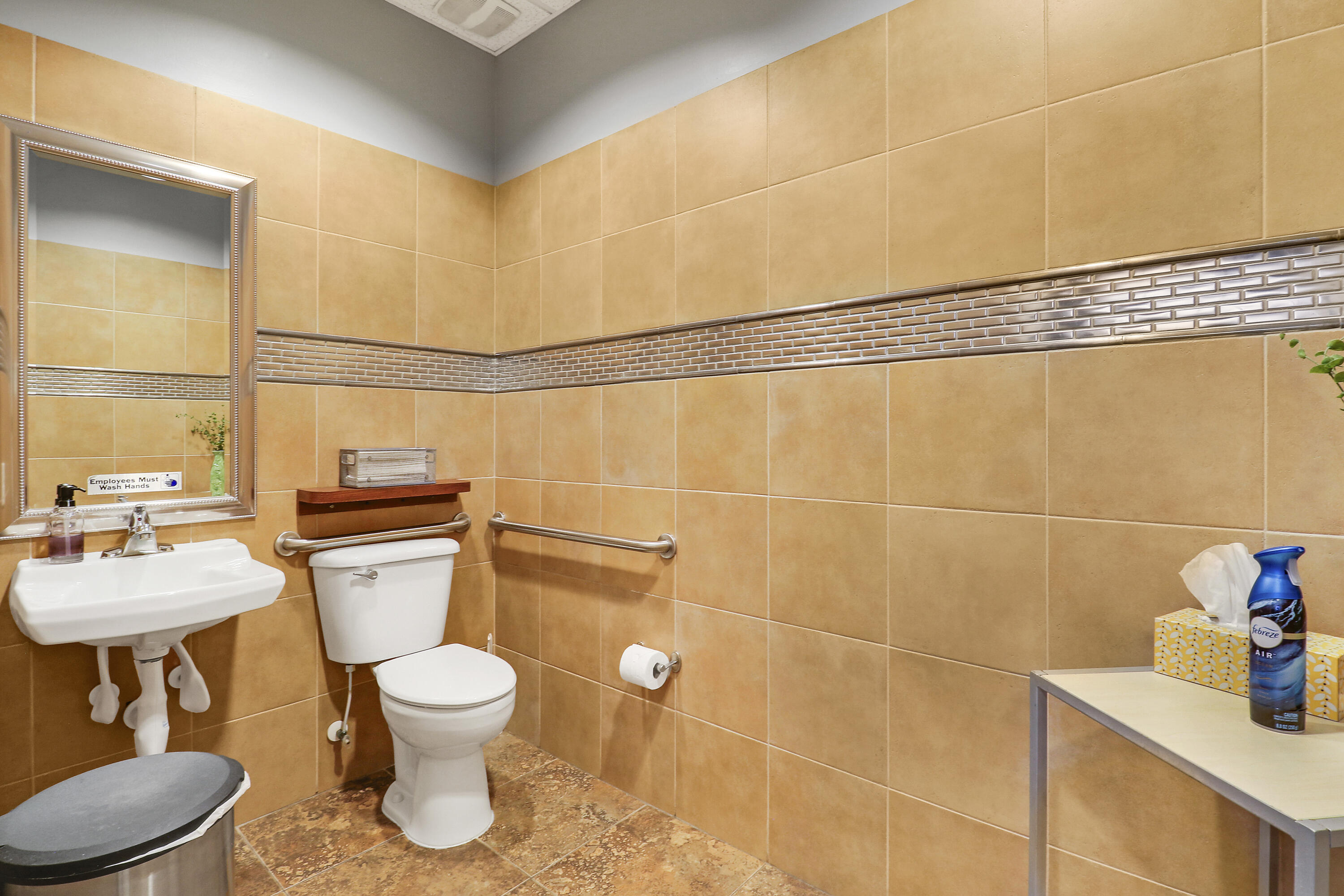 266 NW Peacock Boulevard 104