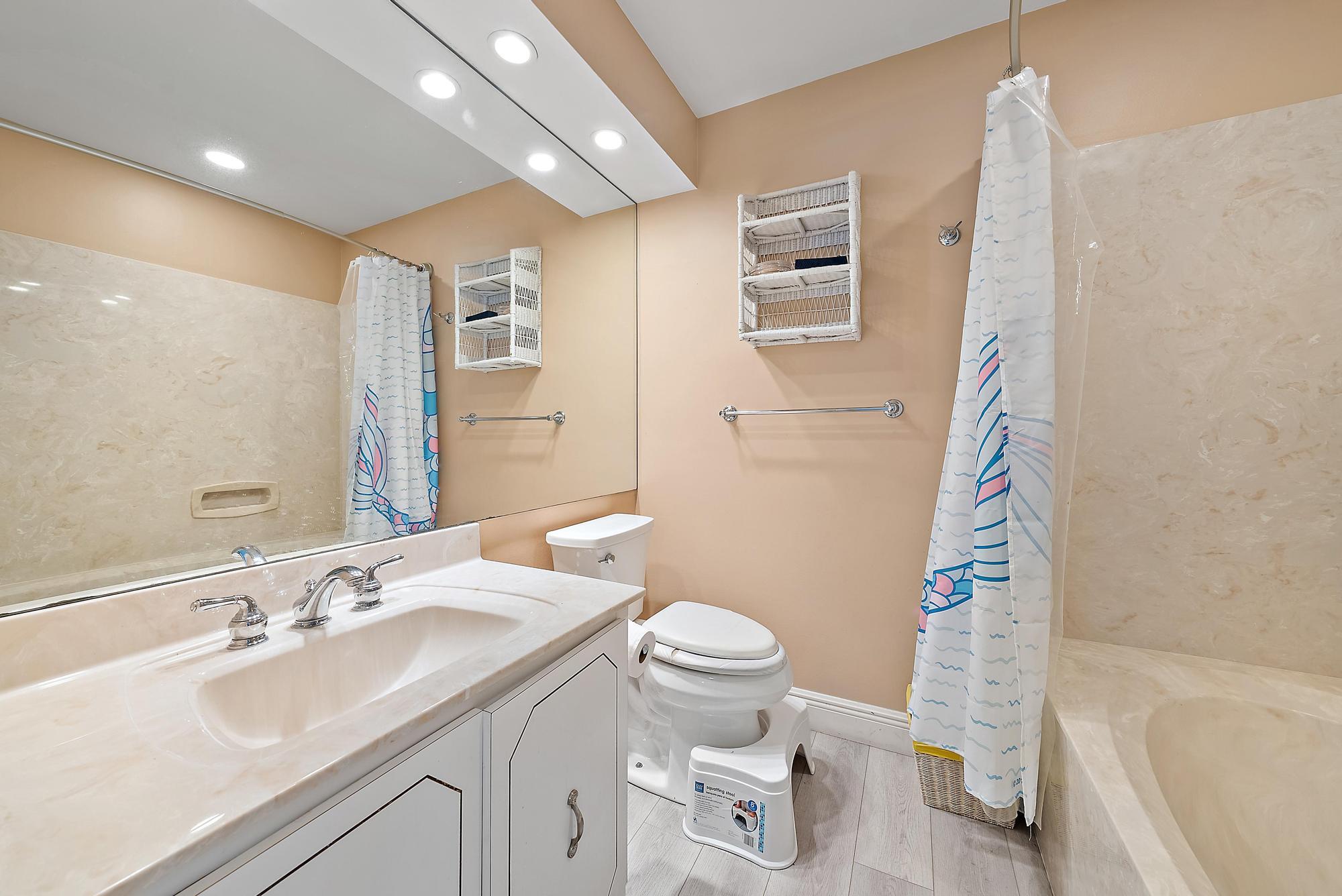 16338 Alexander Run