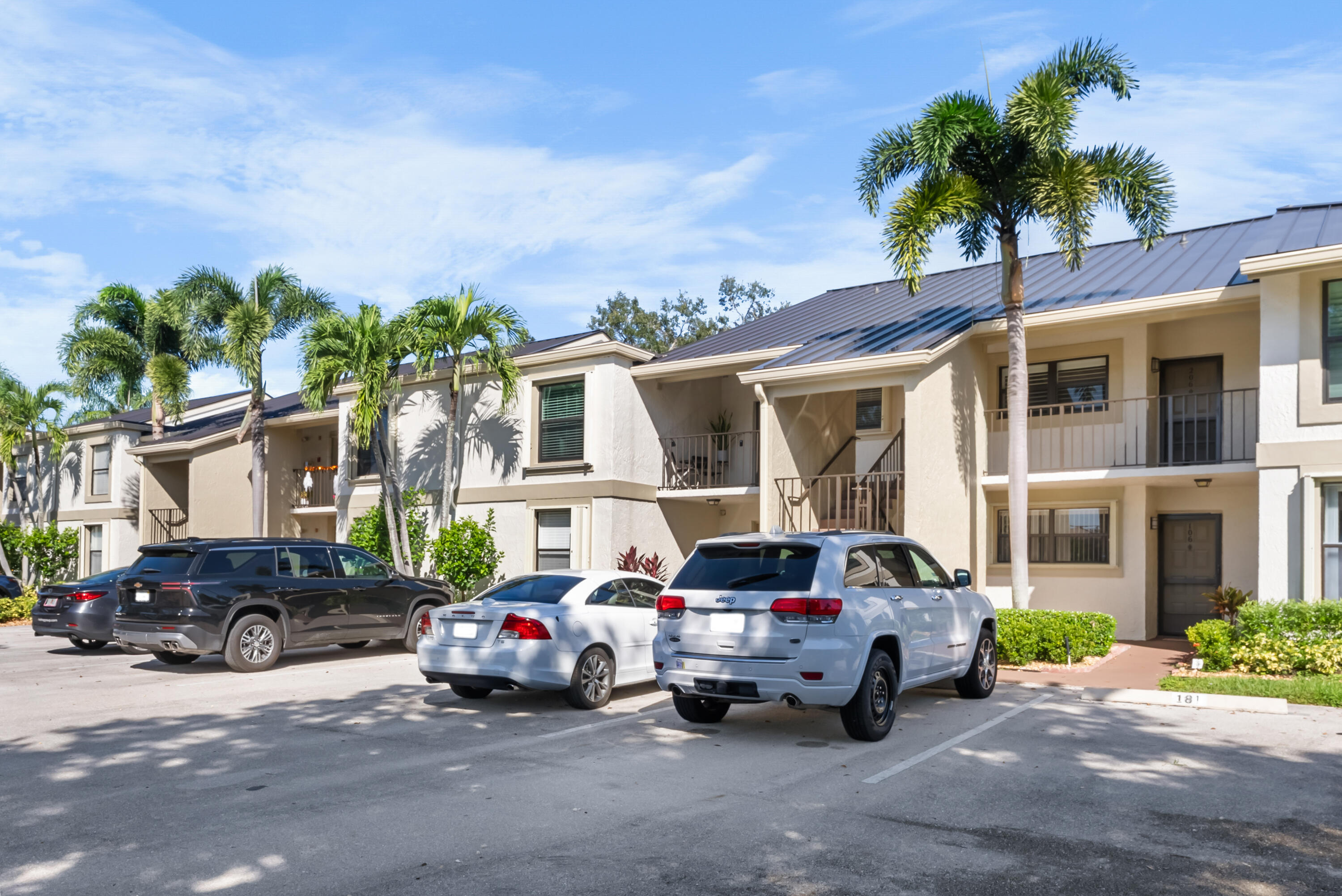 6944 Briarlake Circle 205