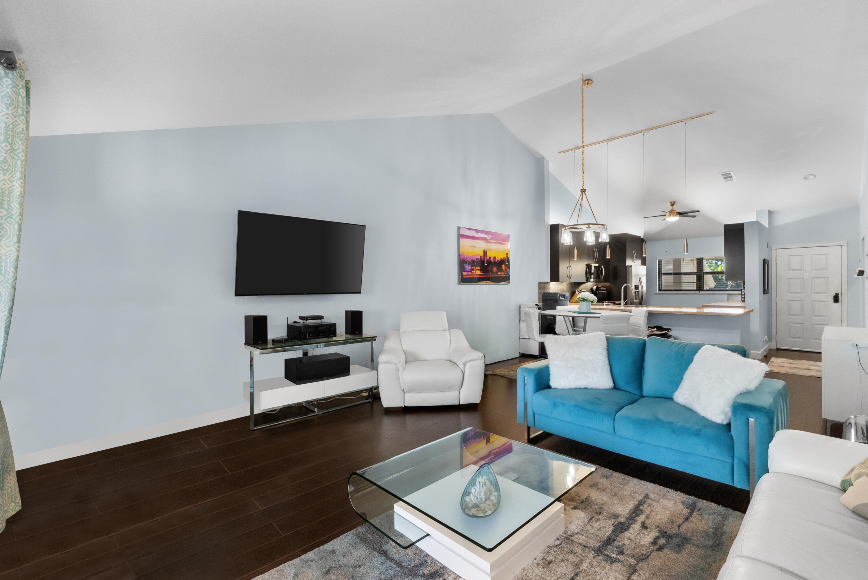 6944 Briarlake Circle 205