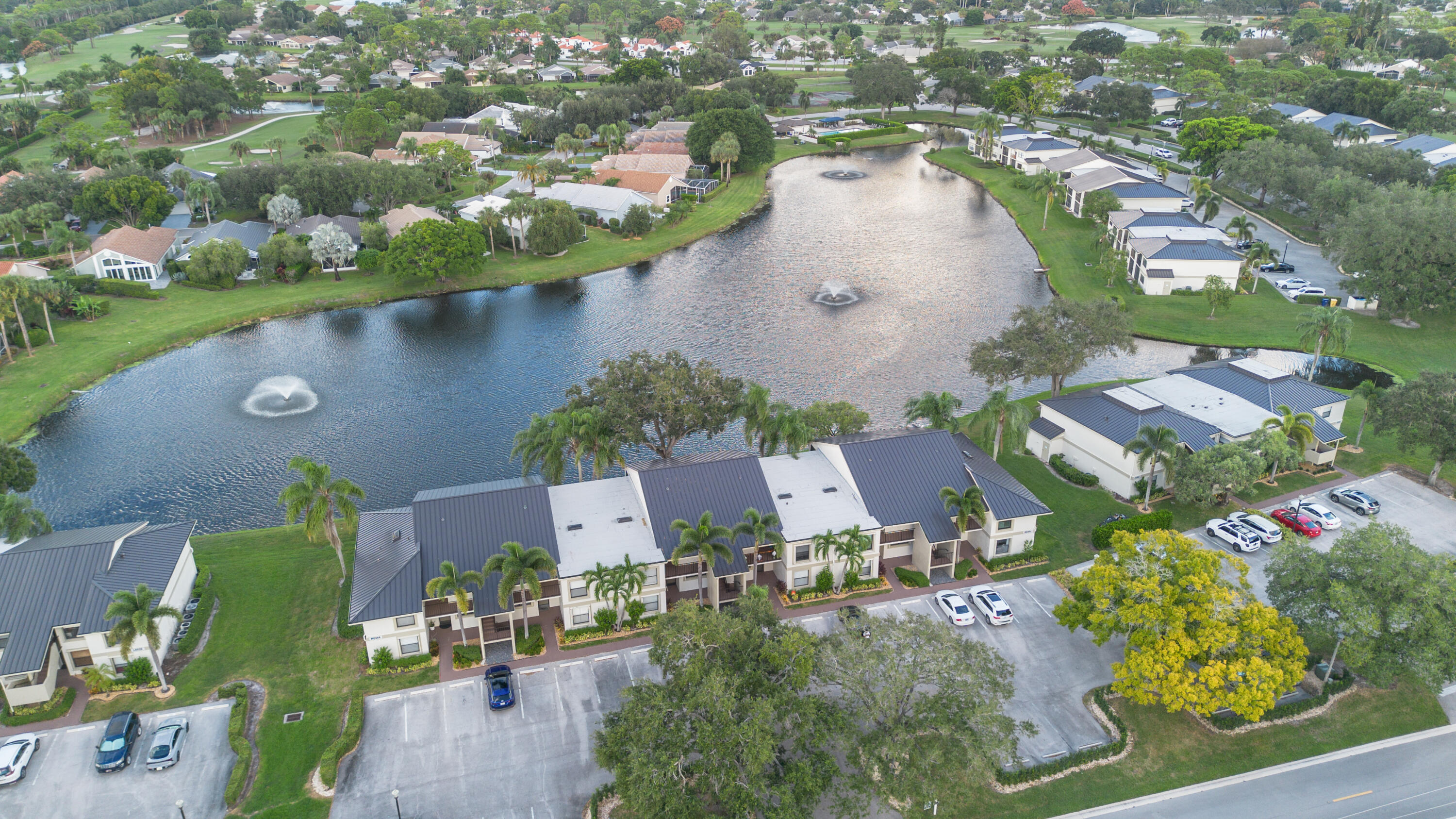 6944 Briarlake Circle 205