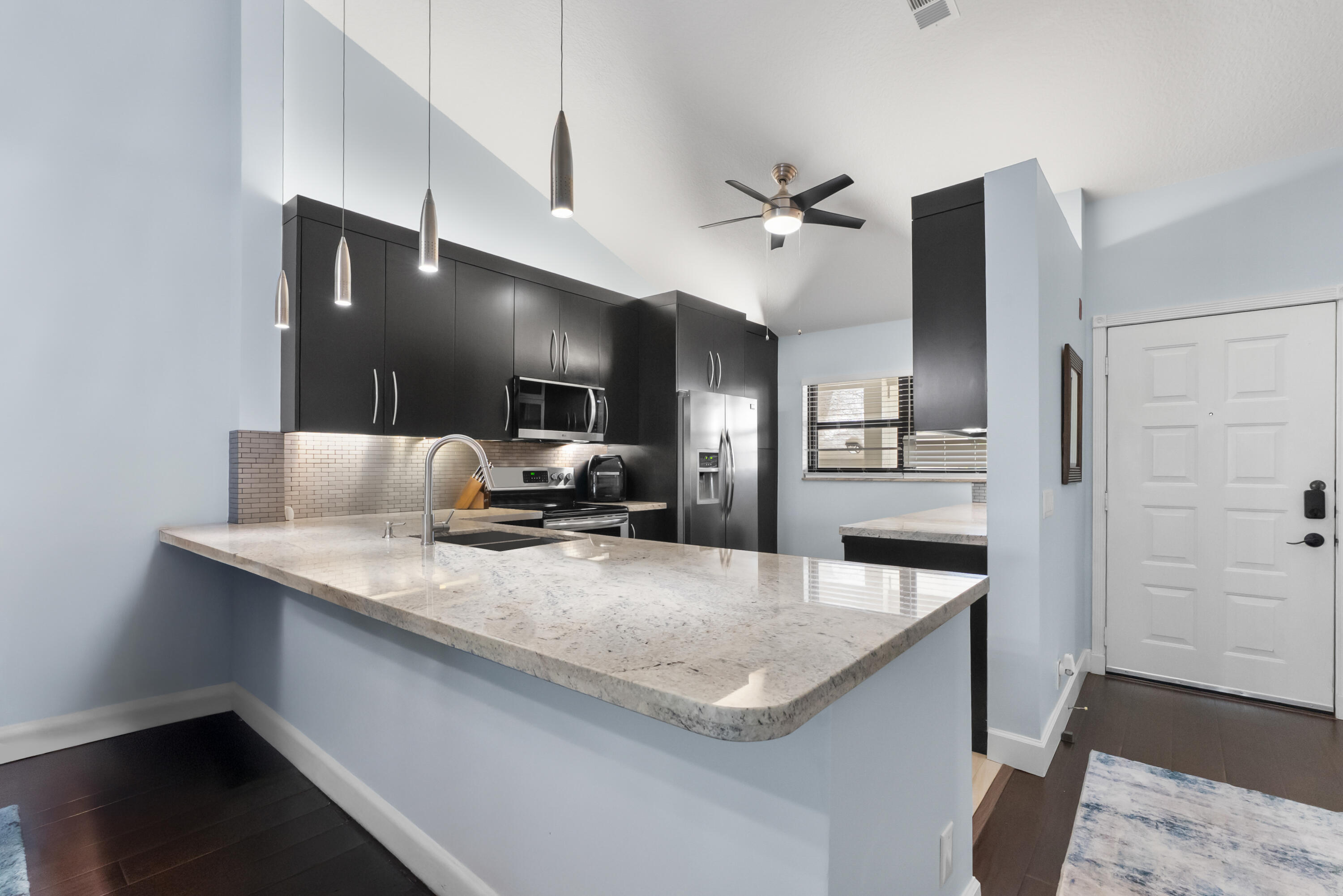 6944 Briarlake Circle 205