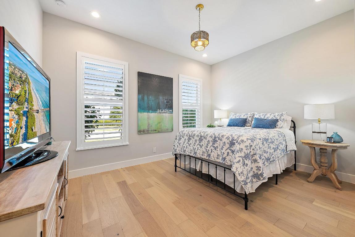 9316 Crestview Circle