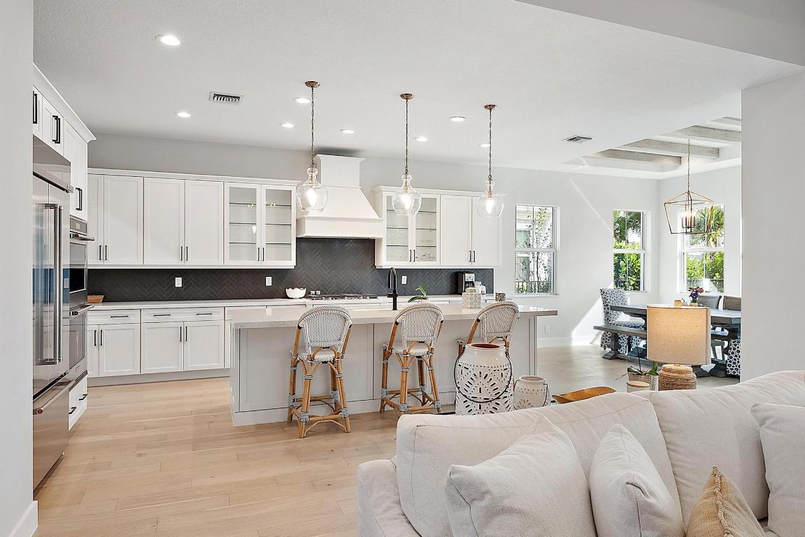 9316 Crestview Circle