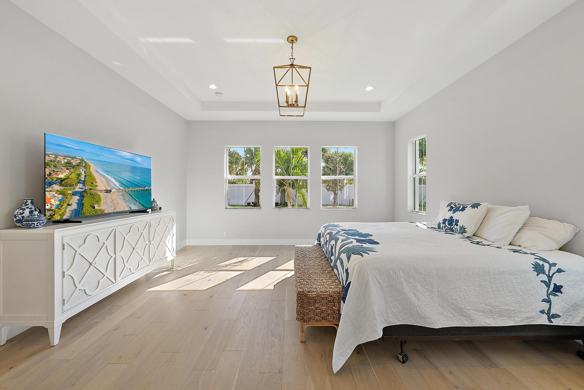 9316 Crestview Circle