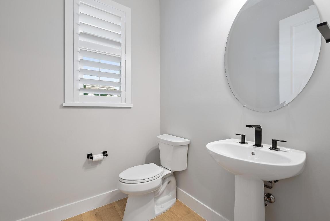 9316 Crestview Circle