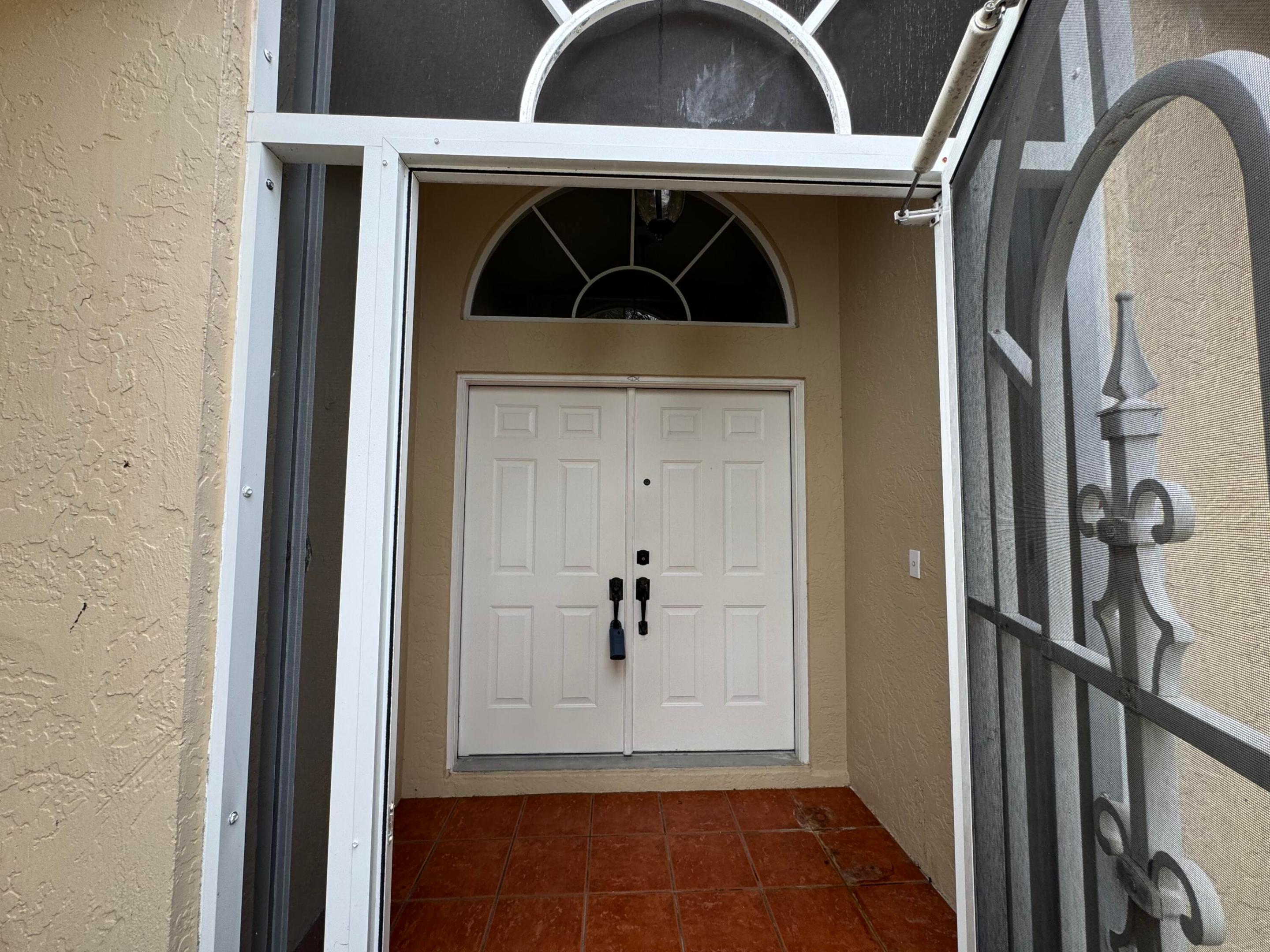 2705 Pointe Circle