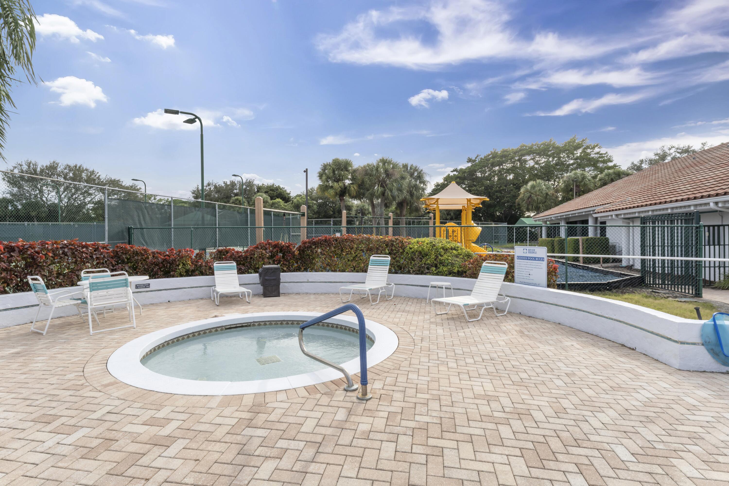 2705 Pointe Circle