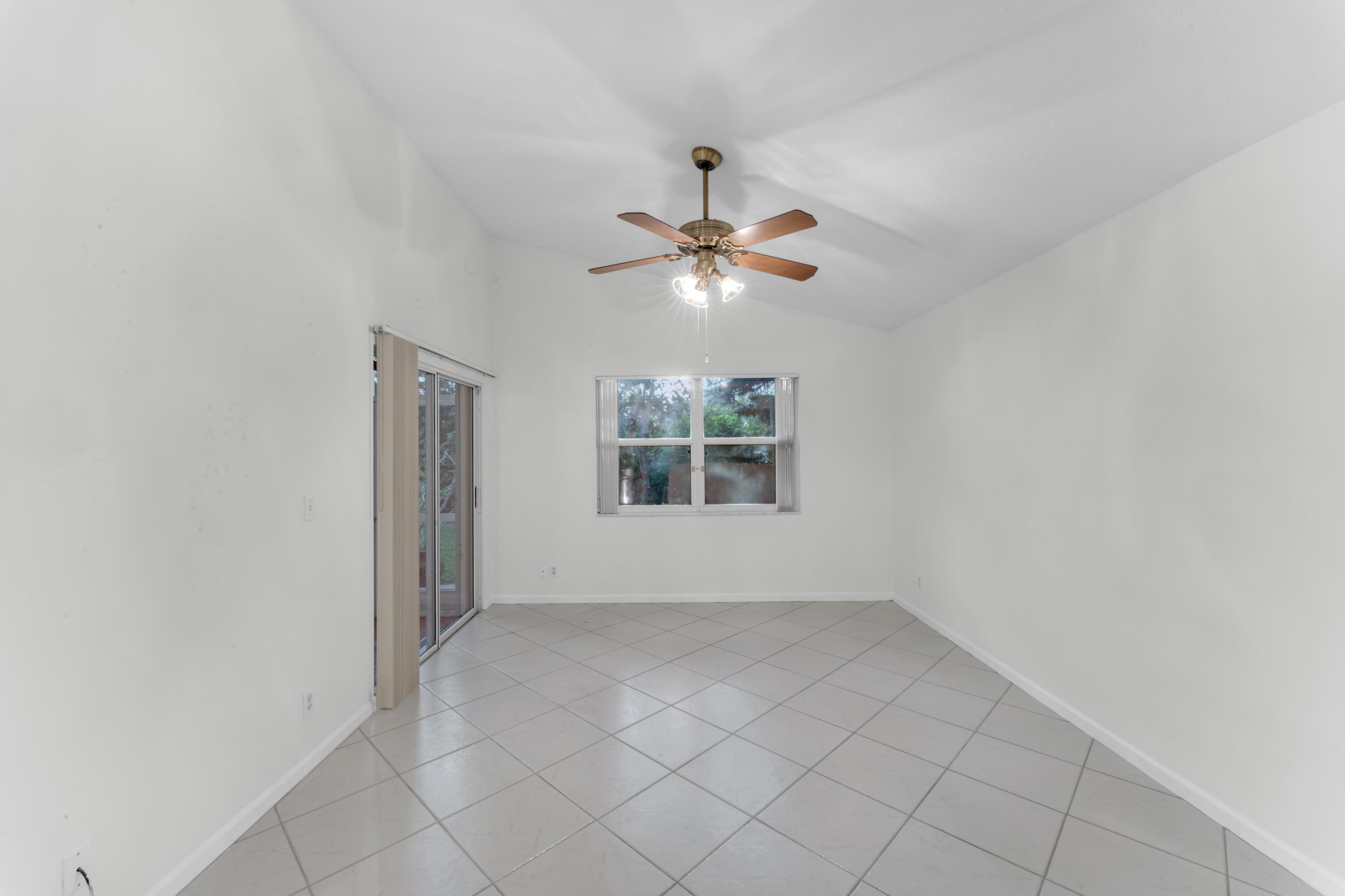 2705 Pointe Circle