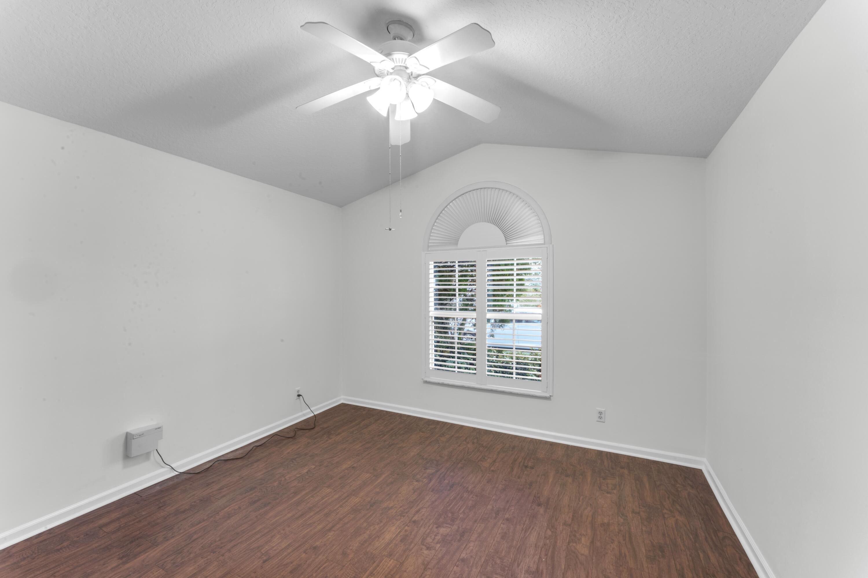 2705 Pointe Circle
