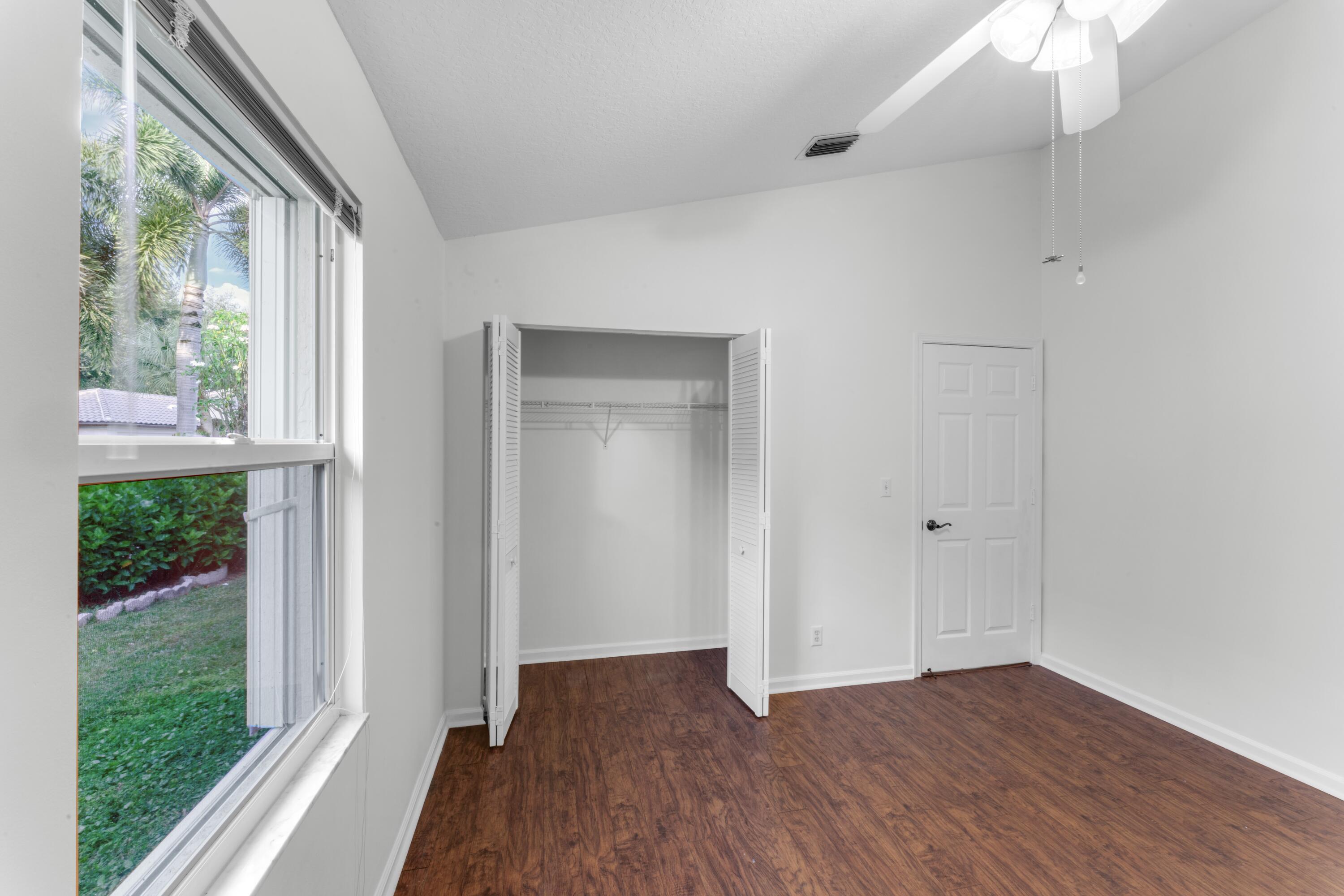 2705 Pointe Circle