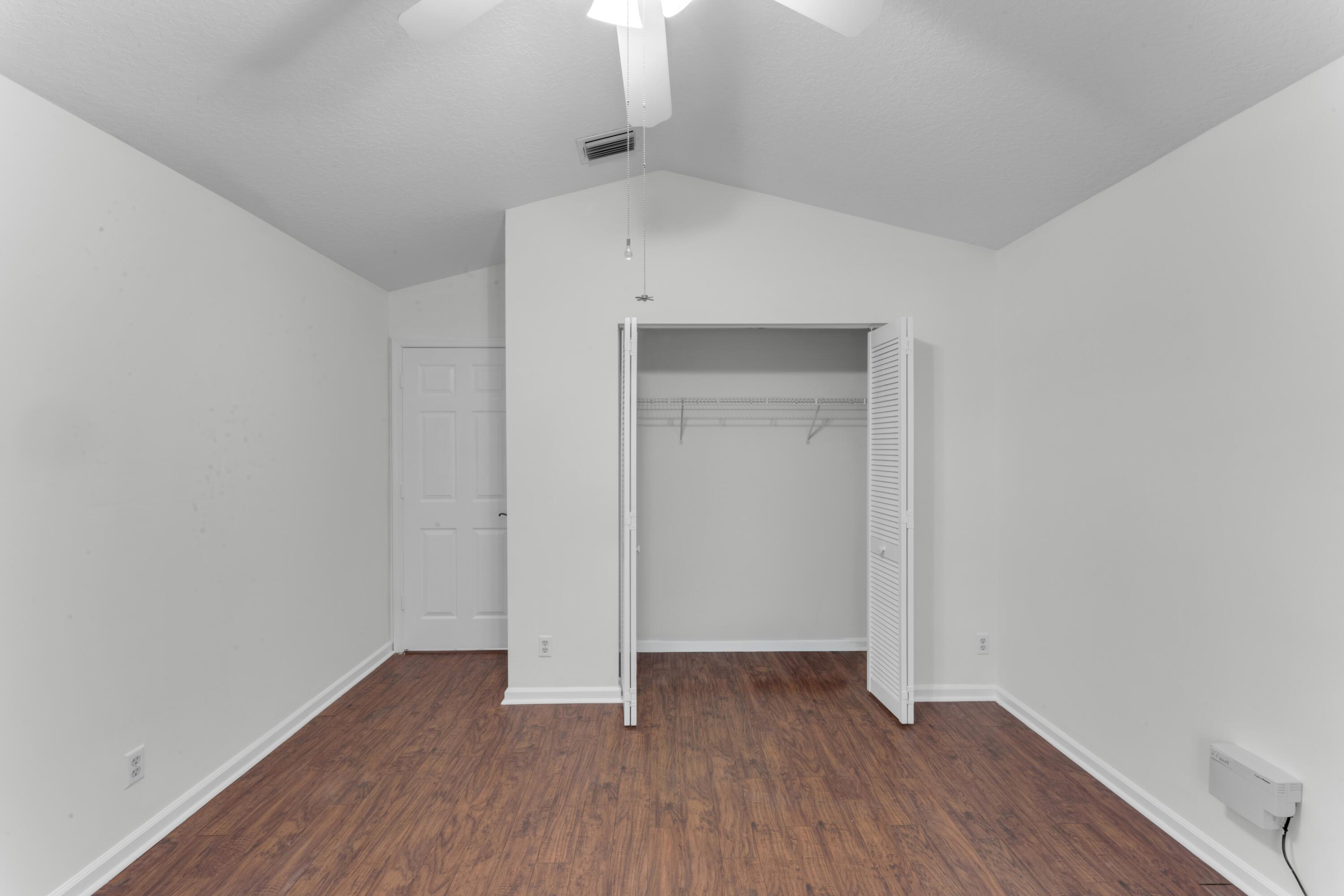 2705 Pointe Circle