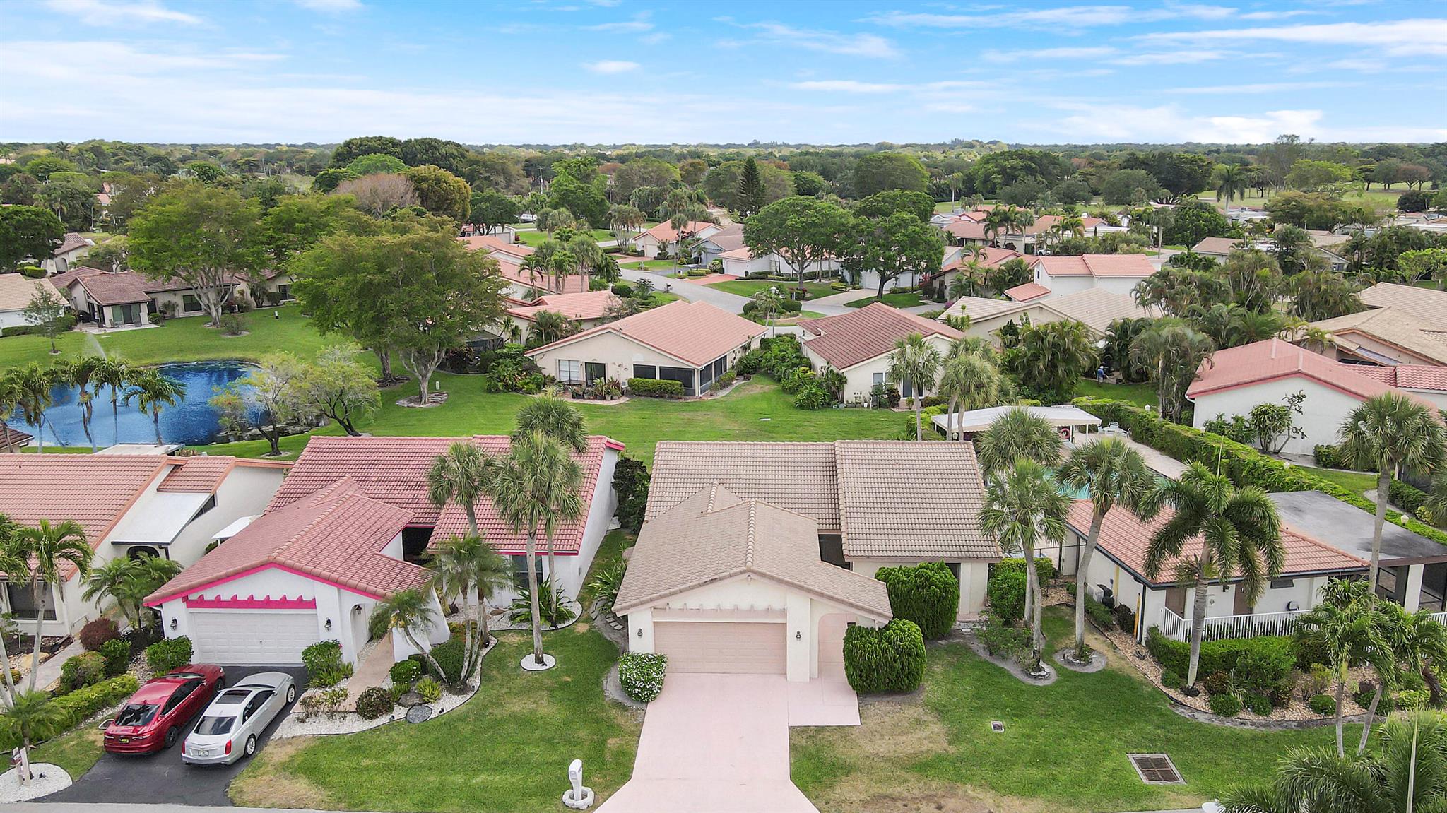 5695 Lakeview Mews Drive