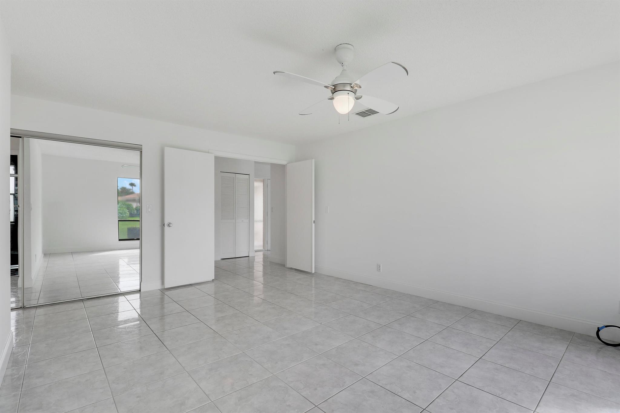 5695 Lakeview Mews Drive