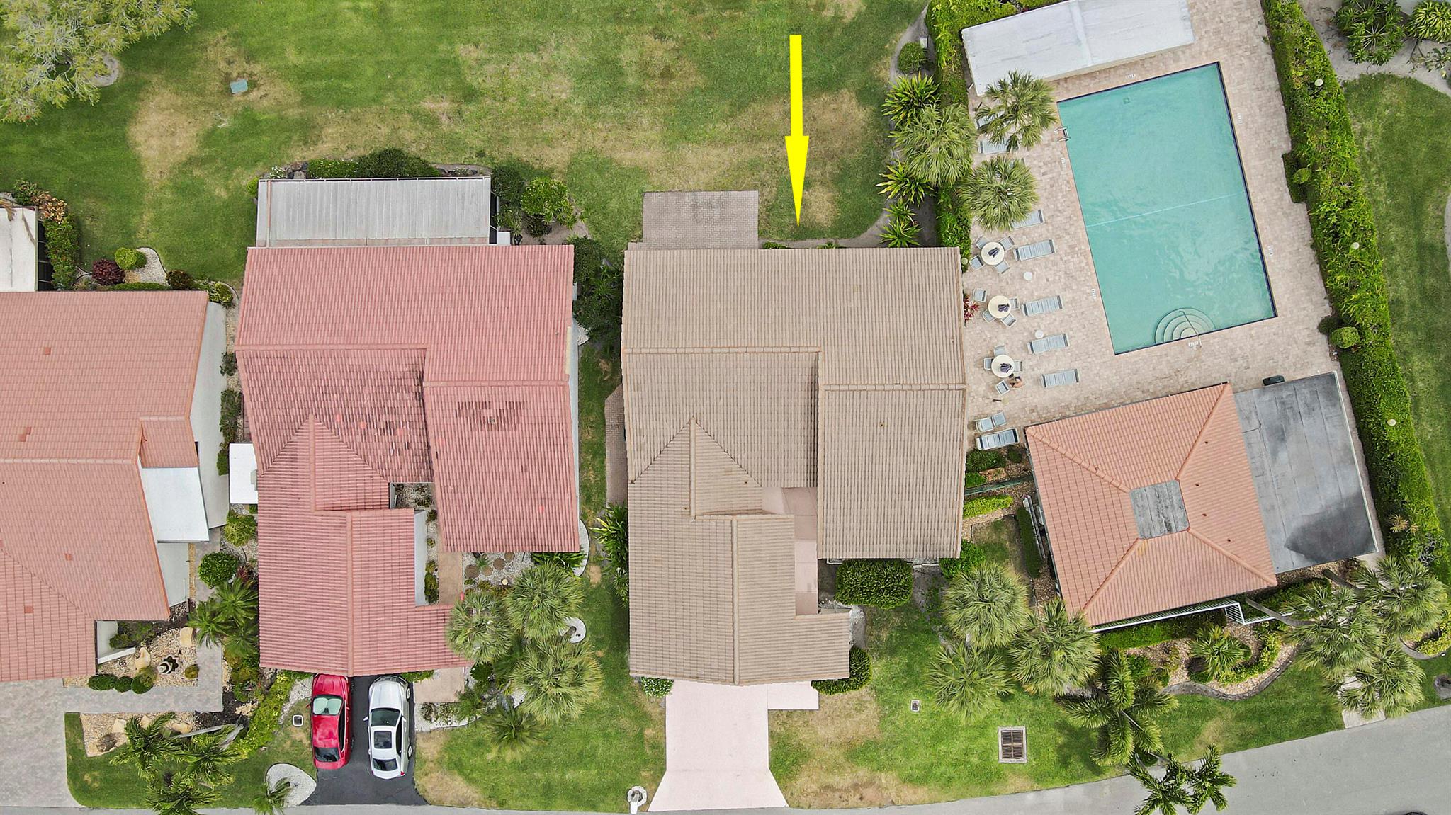 5695 Lakeview Mews Drive