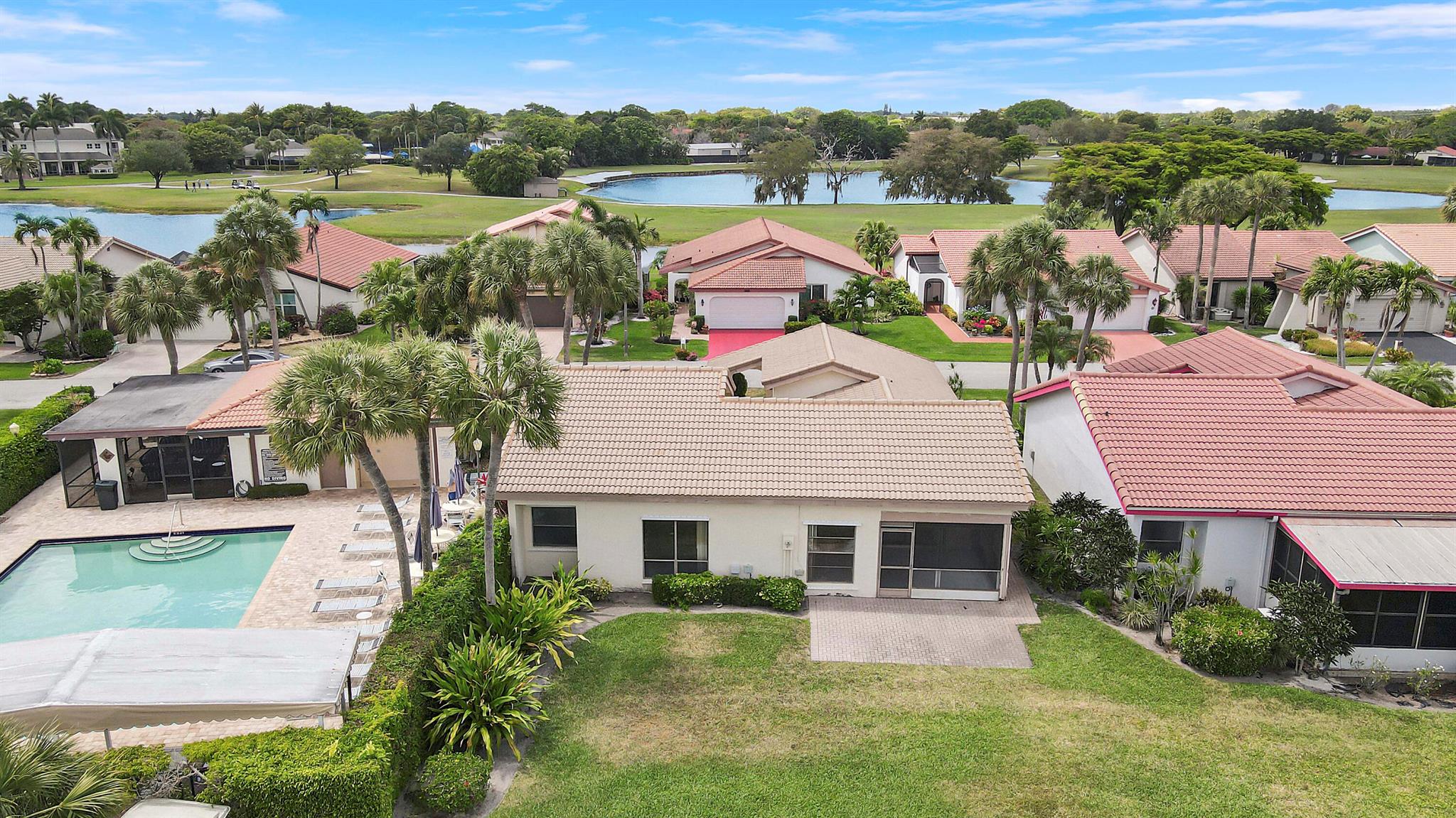 5695 Lakeview Mews Drive