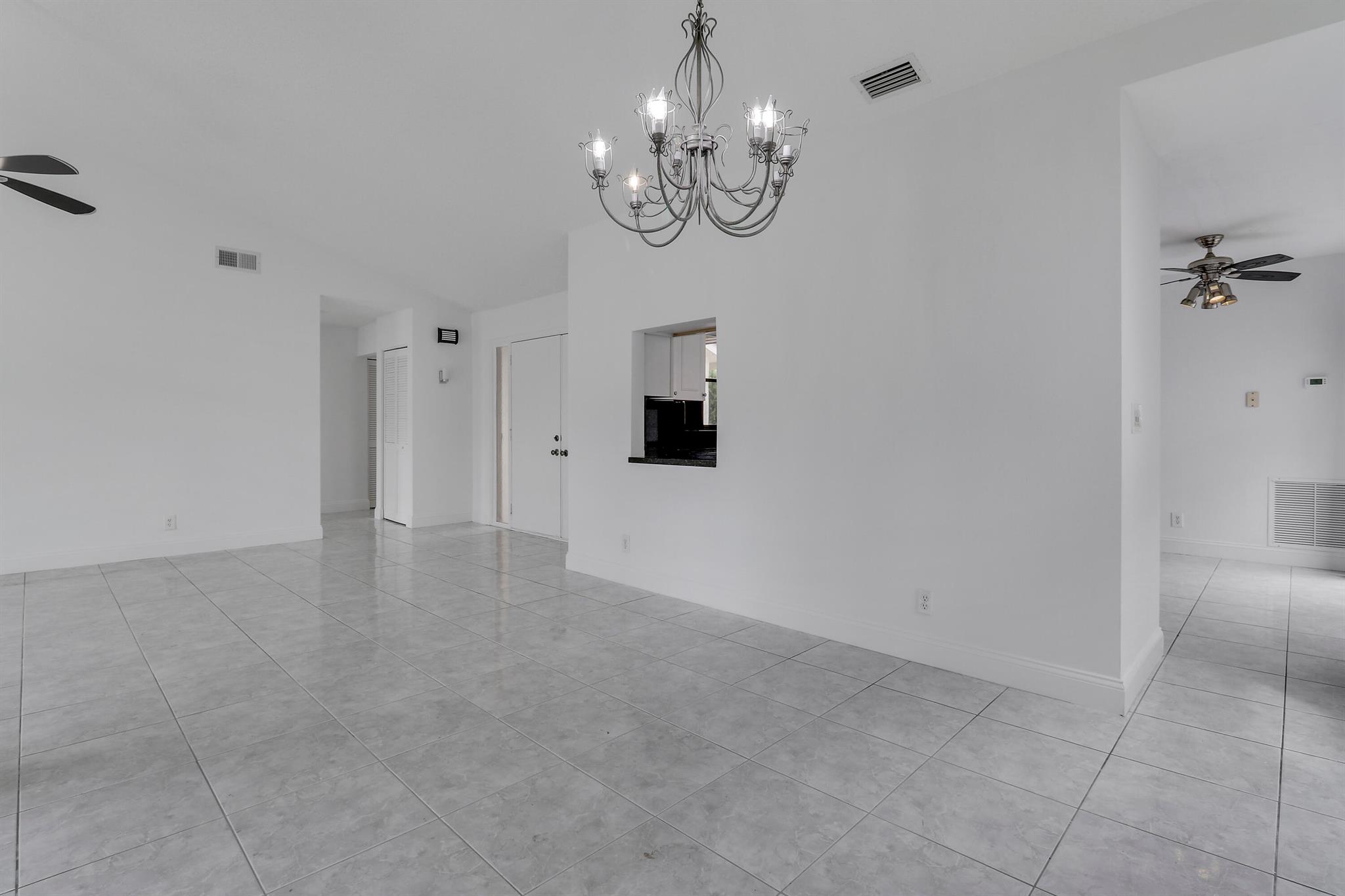 5695 Lakeview Mews Drive